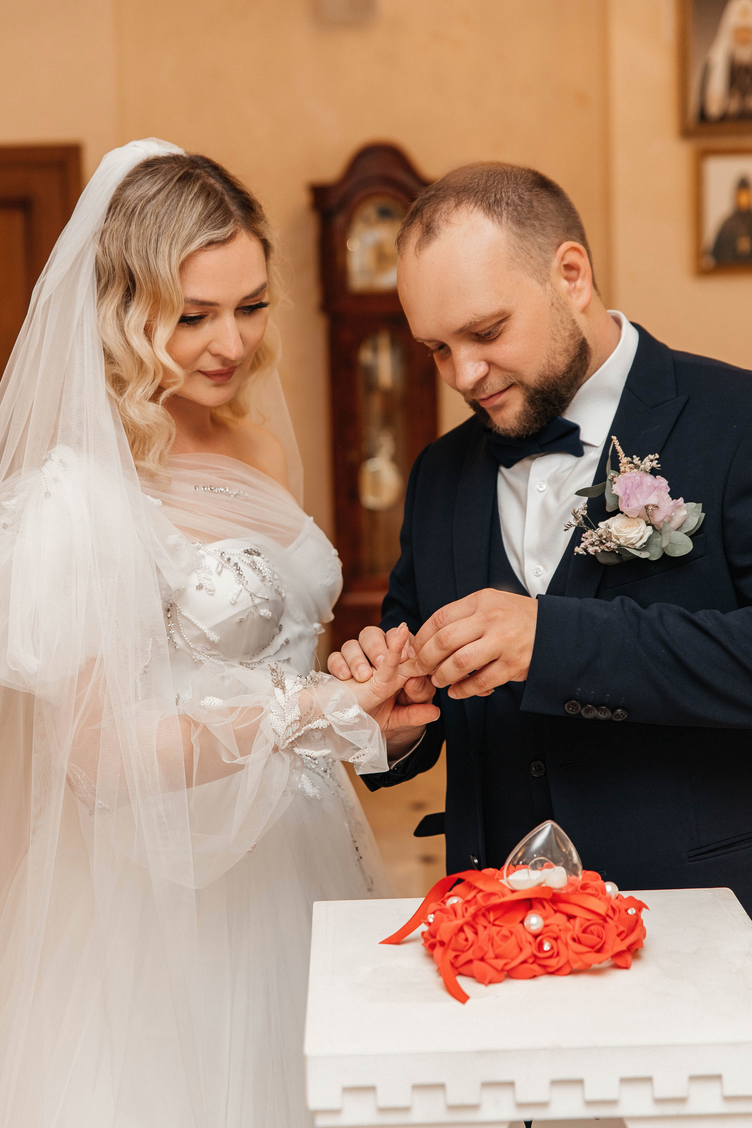 Свадебная фотосессия в Усадьбе Кусково. Свадебный и семейный фотограф в Москве