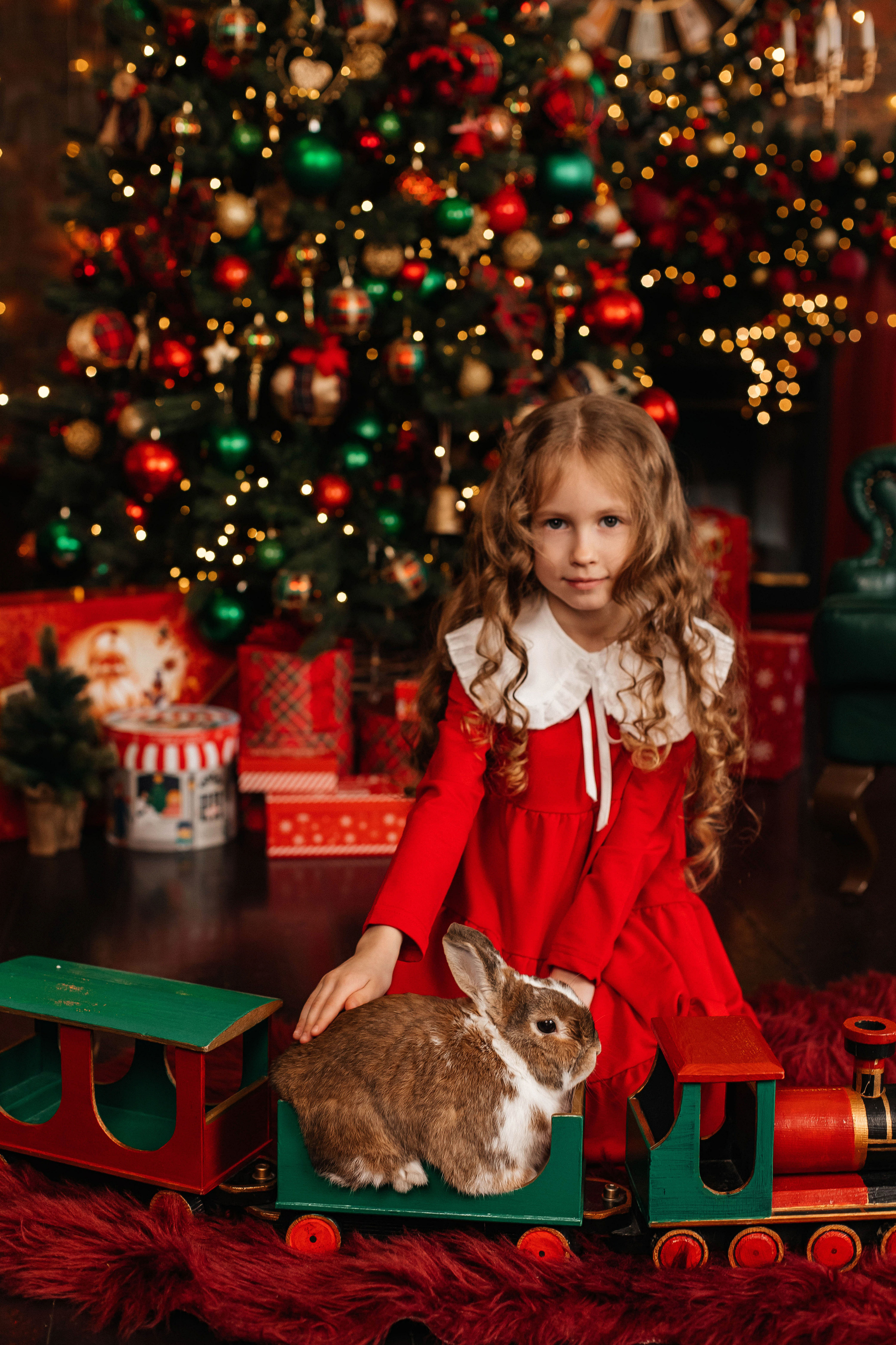 Новогодняя семейная фотосессия в студии с ребенком. Свадебный и семейный фотограф в Москве