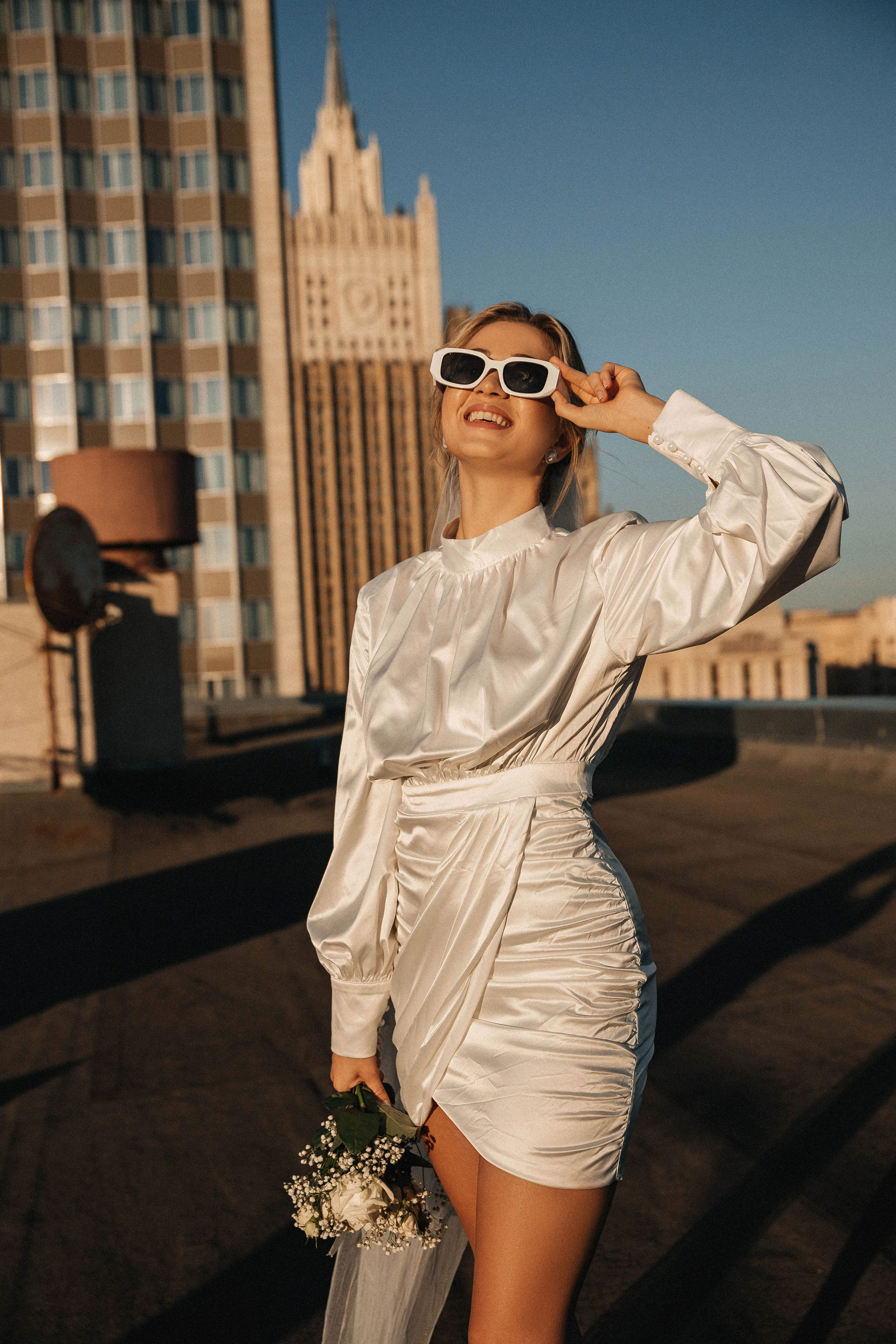 Свадебная фотосессия на крыше. Свадебный и семейный фотограф в Москве