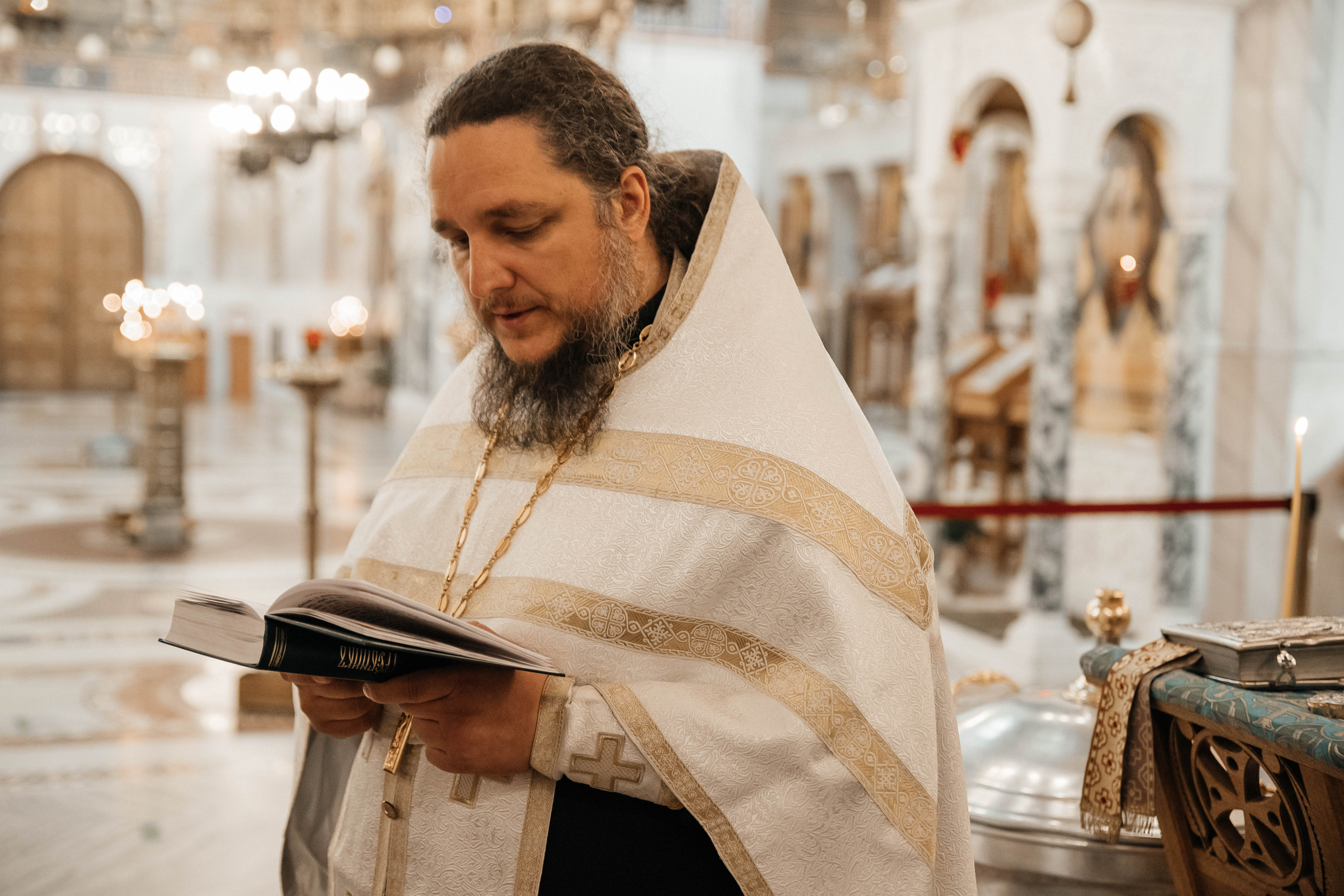 Фотосессия Крещения ребенка в Москве. Свадебный и семейный фотограф в Москве