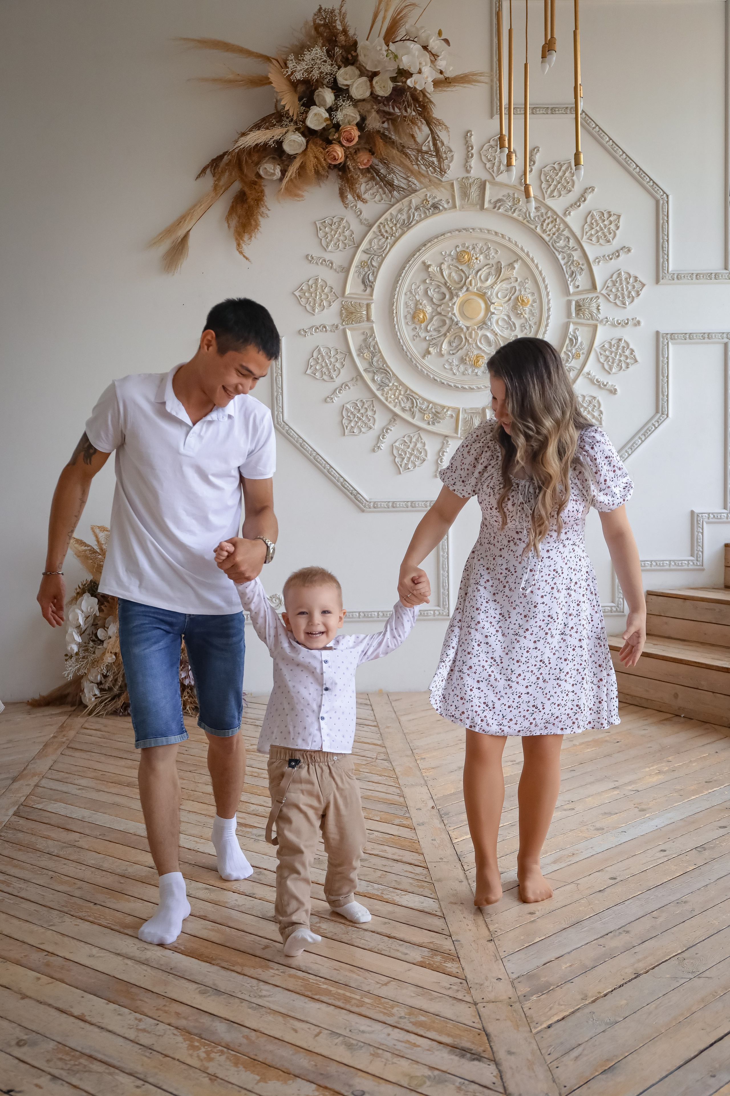 Роман, Алина и дети. Фотограф г. Хабаровск. Семейные и индивидуальные съёмки