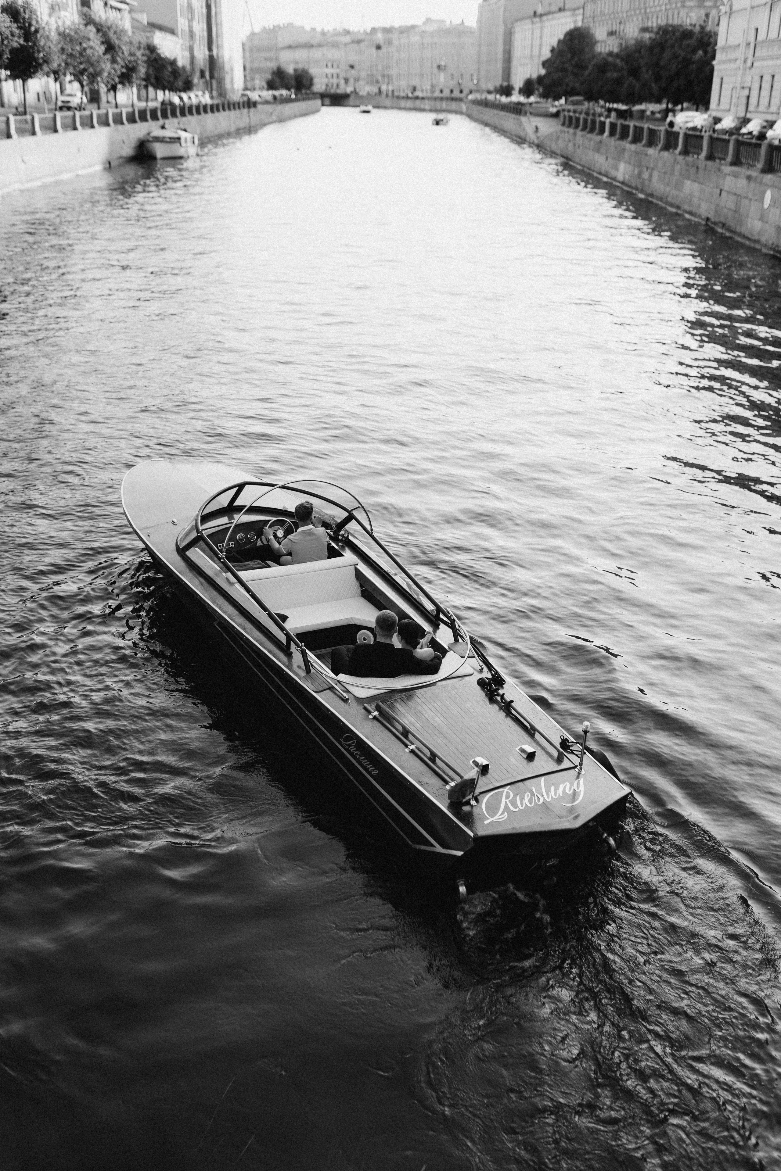 Костя и Лиза|прогулка + катер. Свадебный и love story фотограф в Санкт-Петербурге