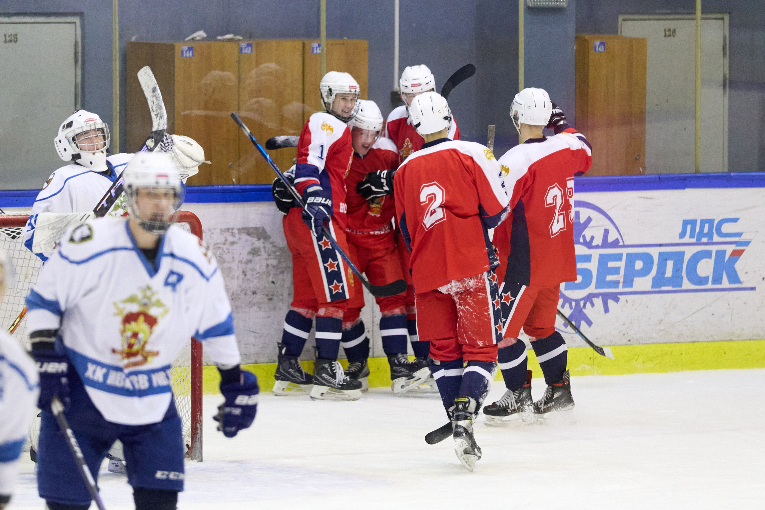 Хоккей. Кубок памяти Никиты Фаткулина. Финал. Фотограф в Новосибирске Алена Скокова