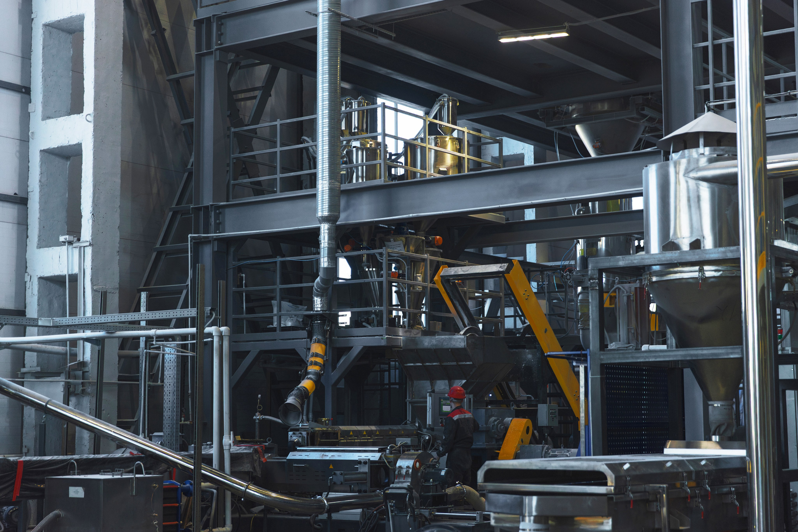 Промышленные фотографии завода Псковэлектросвар | Производство сварочного оборудования