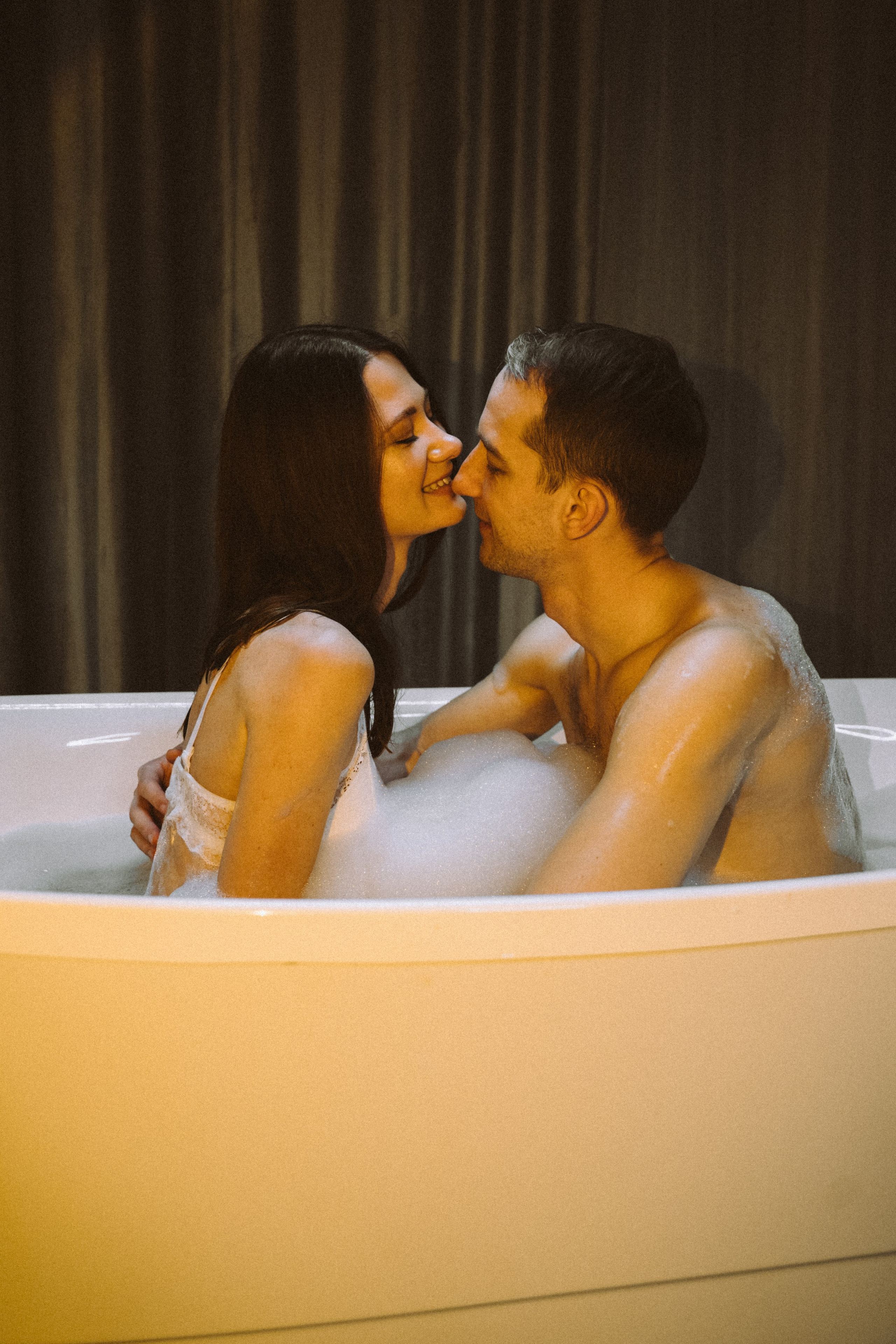 Чувственное лав стори Елены и Артема. Свадебный фотограф Юлия Копылова