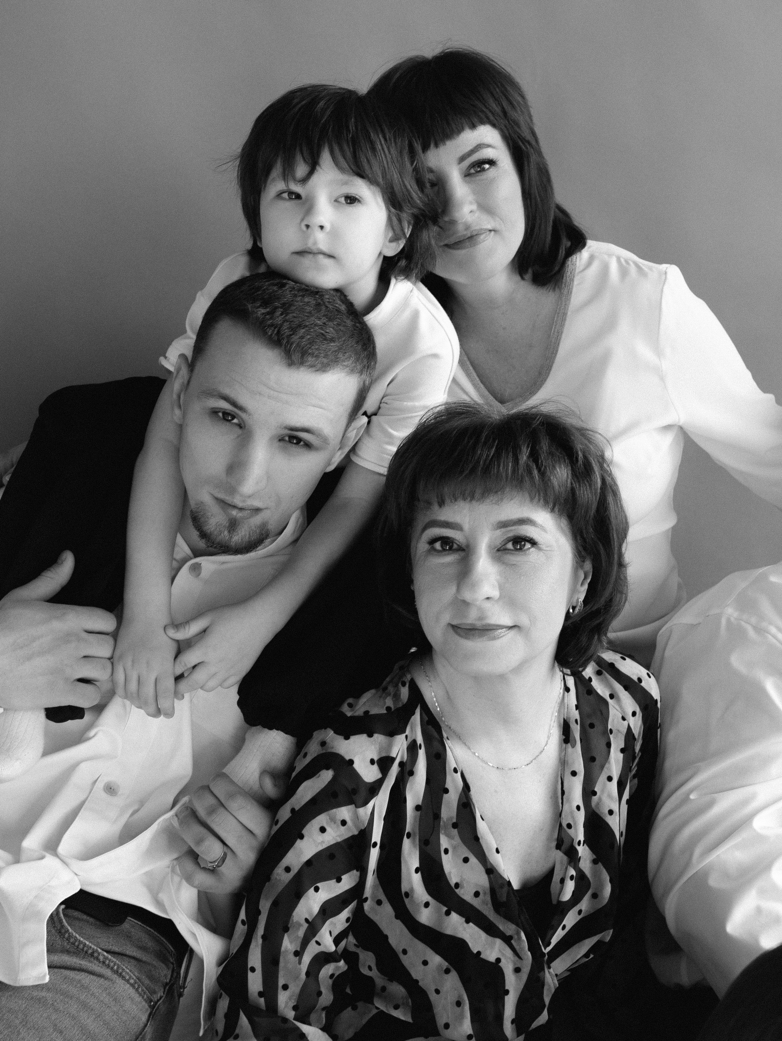 Семья Лизы. Фотограф в Москве и Сургуте Алла Лесовая. Снимаю каталог для брендов и индивидуальные портреты для людей