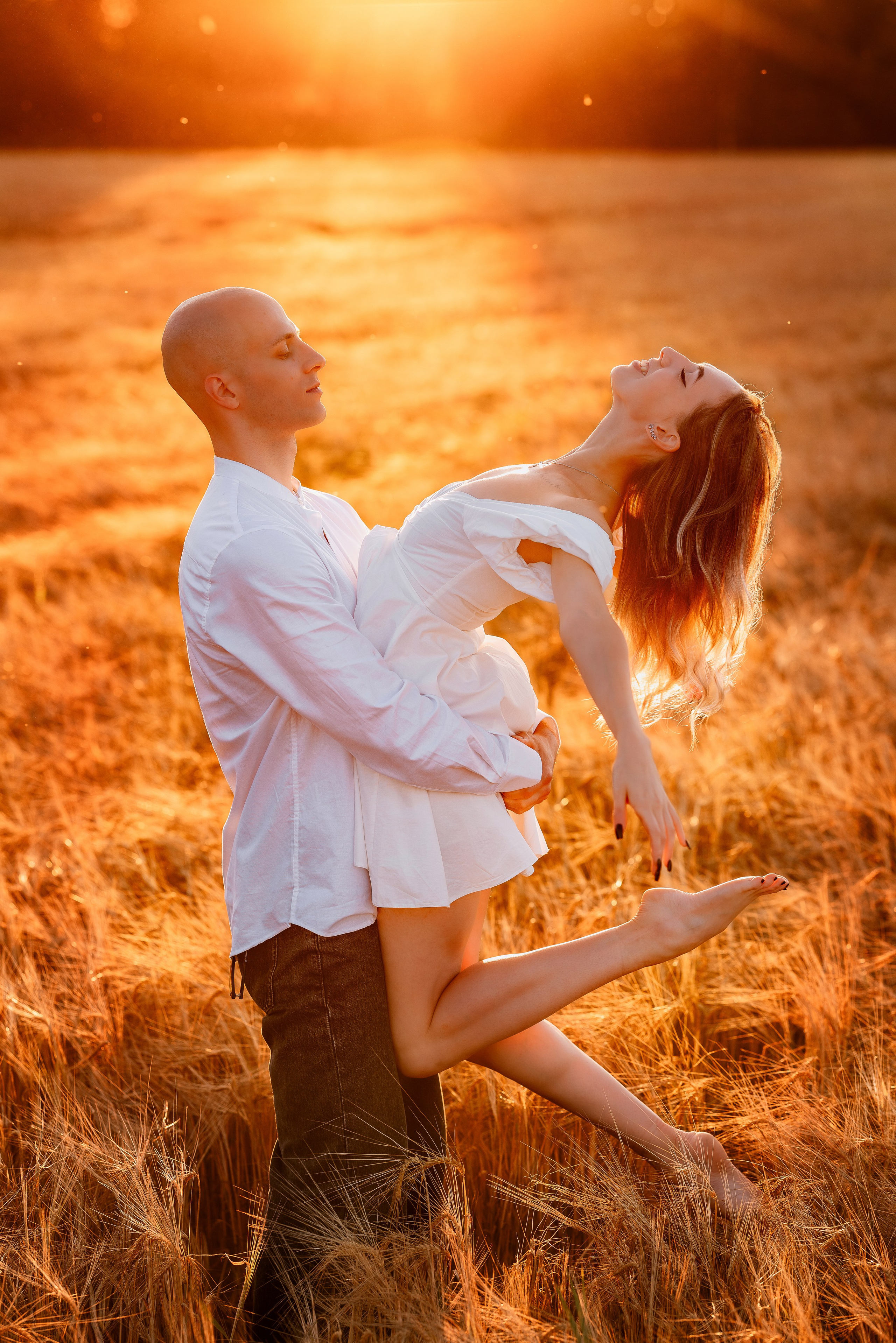 Лавстори в пшенице. Женский и семейный фотограф в Москве Виктория