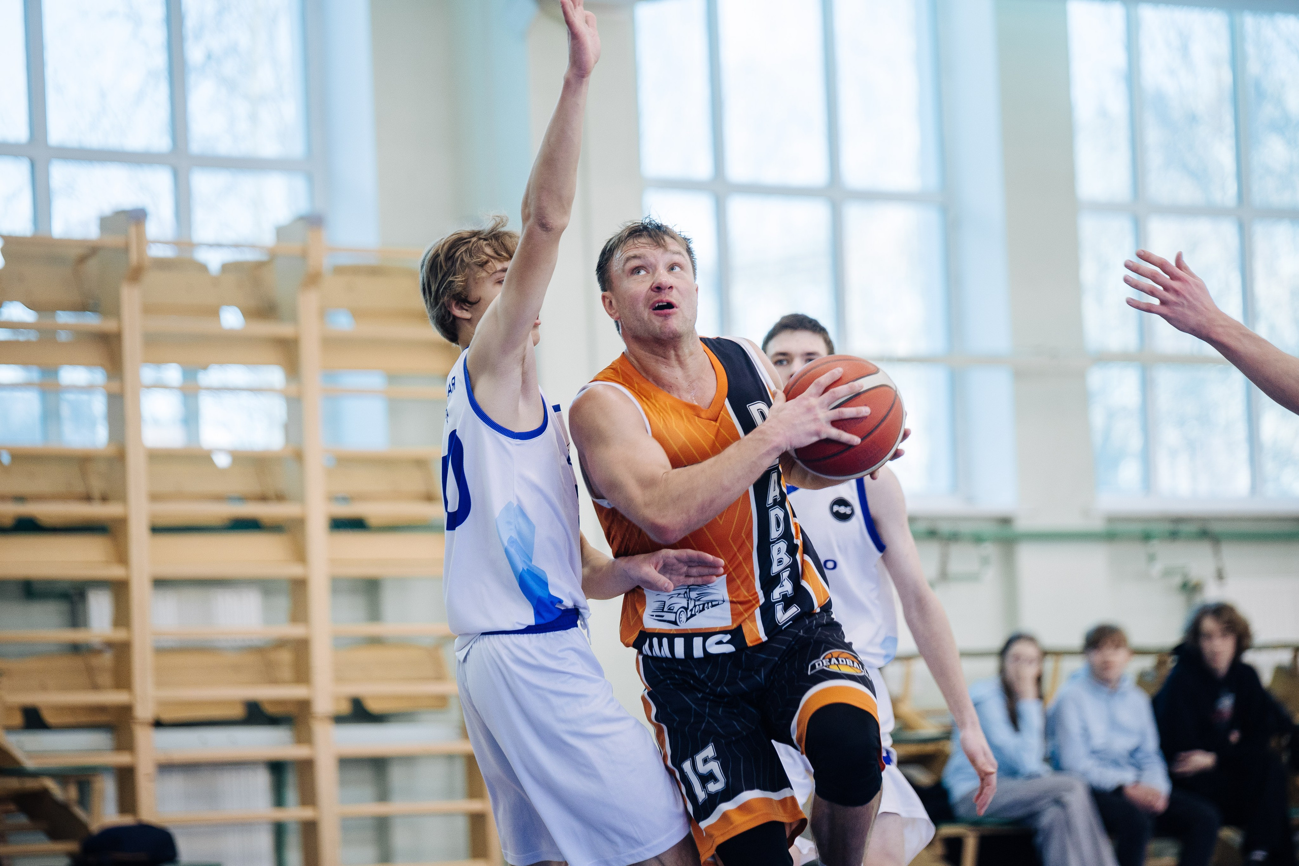 Любительский Чемпионат Магнитогорска по баскетболу // 09.02.25. Денис Прохоров Фотограф в г. Магнитогорск
