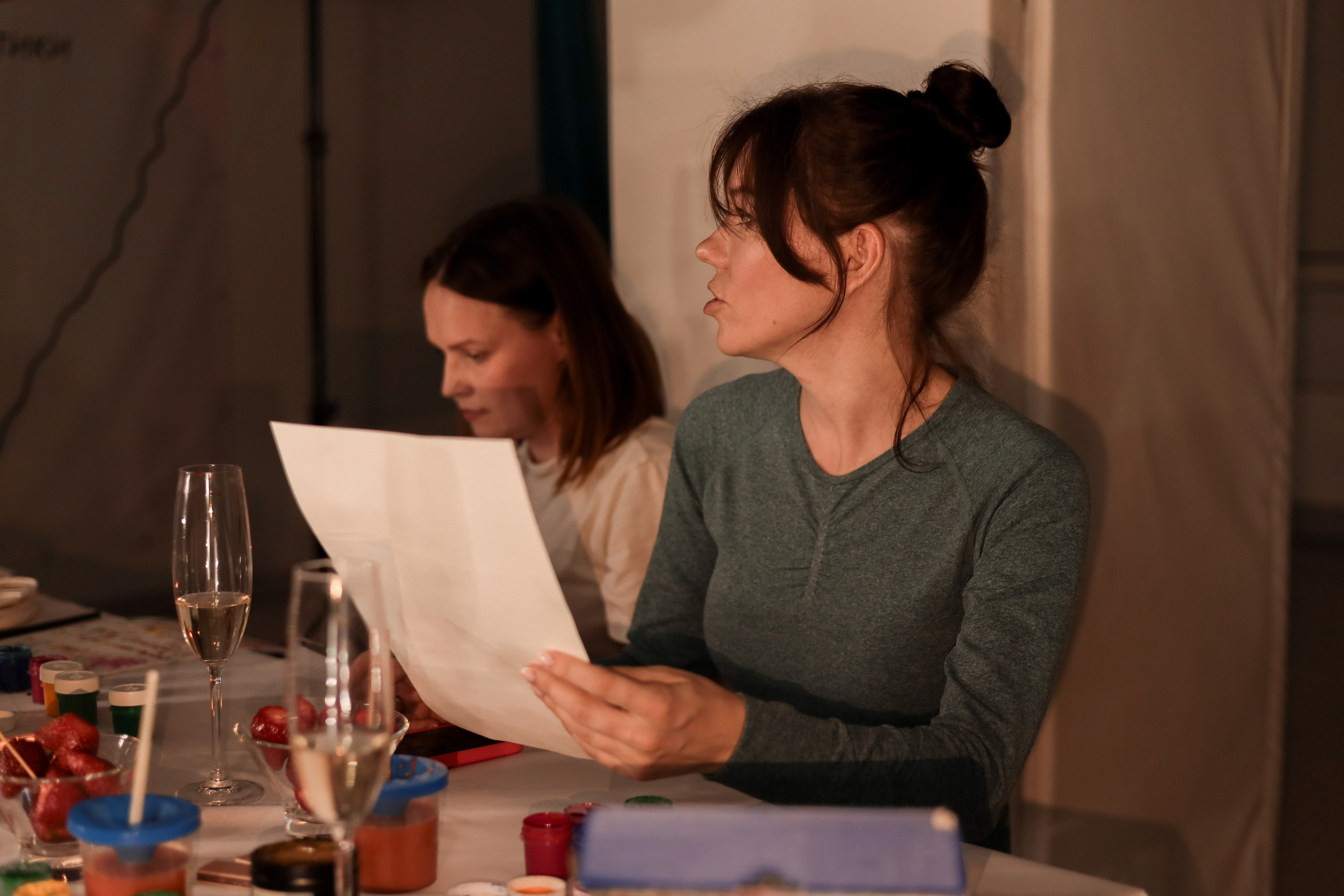 Арт-терапия + аэройога. Фотограф Надршина Лилия