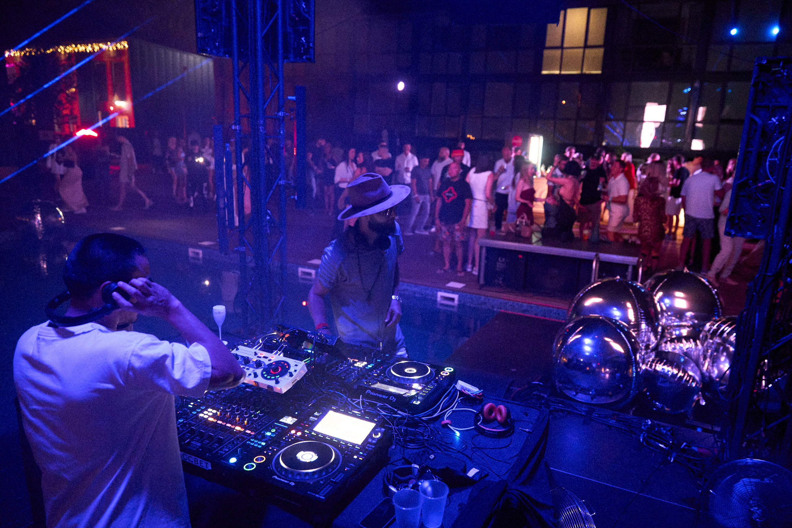 FACE2FACE. Фотограф Максим Маркелов