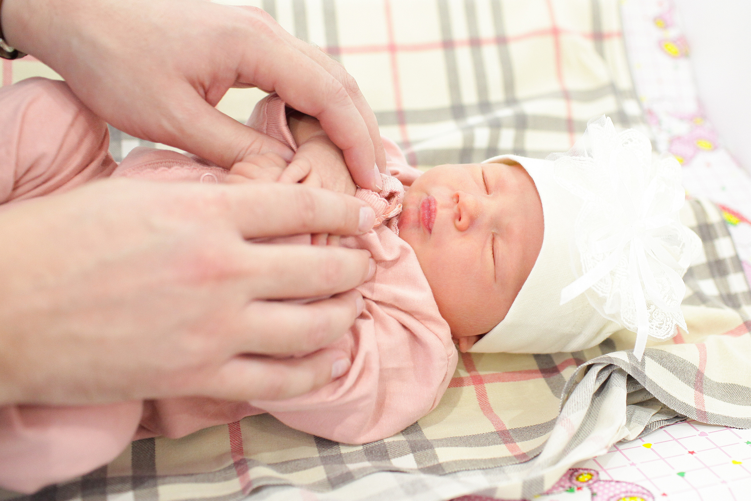 Выписка малышки Даниэллы. Семейный и Детский фотограф в Санкт-Петербурге Ирина Снежко
