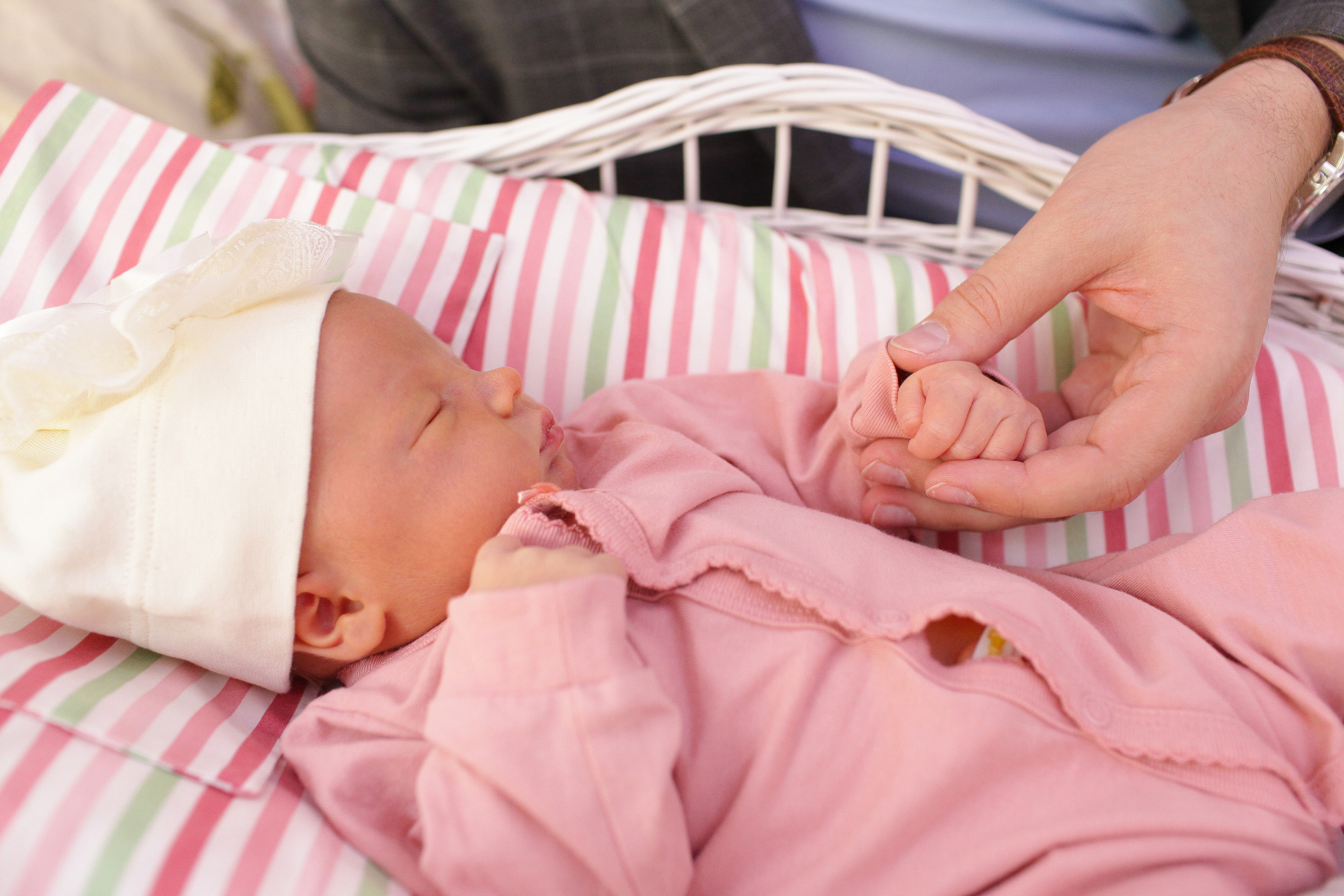 Выписка малышки Даниэллы. Семейный и Детский фотограф в Санкт-Петербурге Ирина Снежко