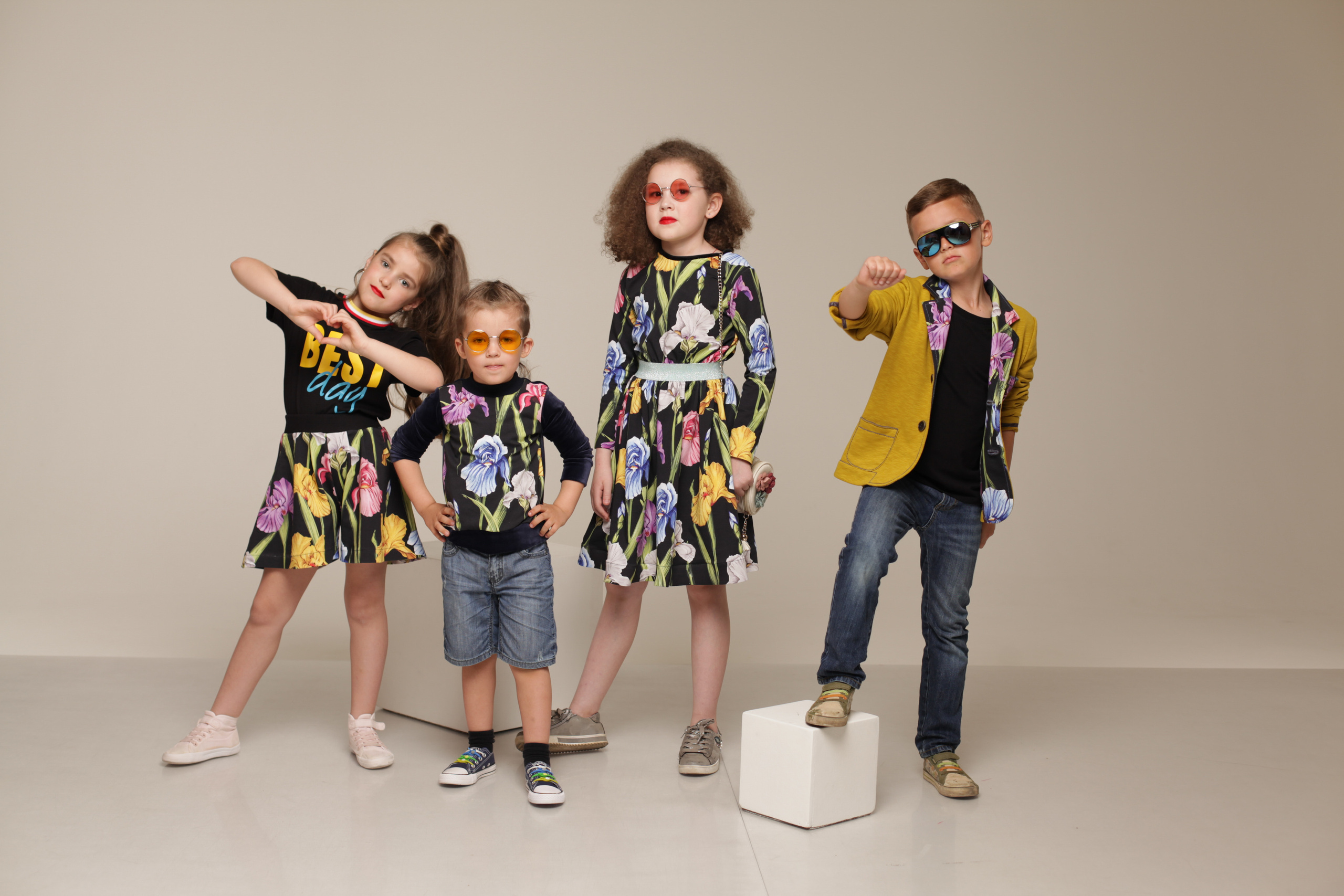 Съемка Детской дизайнерской одежды. Семейный и Детский фотограф в Санкт-Петербурге Ирина Снежко