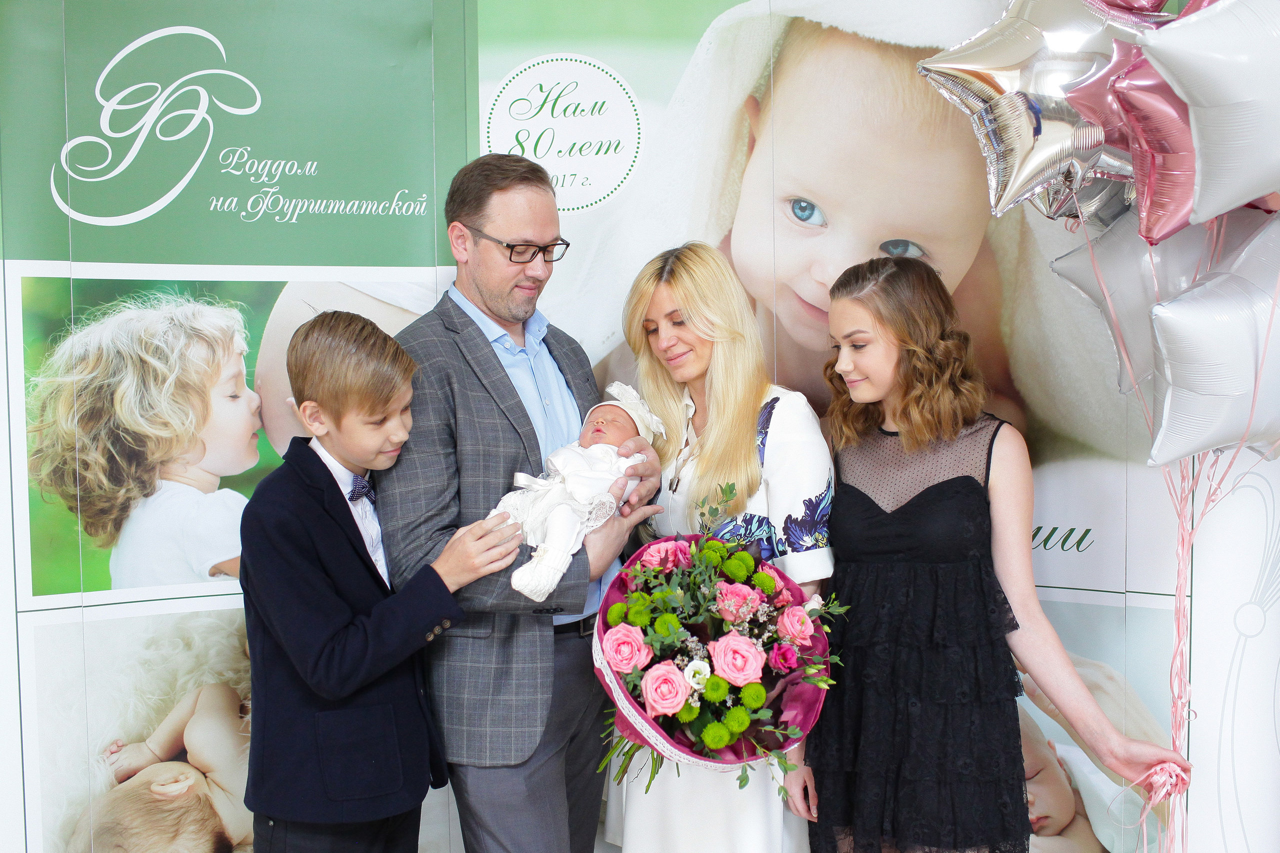 Выписка малышки Даниэллы. Семейный и Детский фотограф в Санкт-Петербурге Ирина Снежко