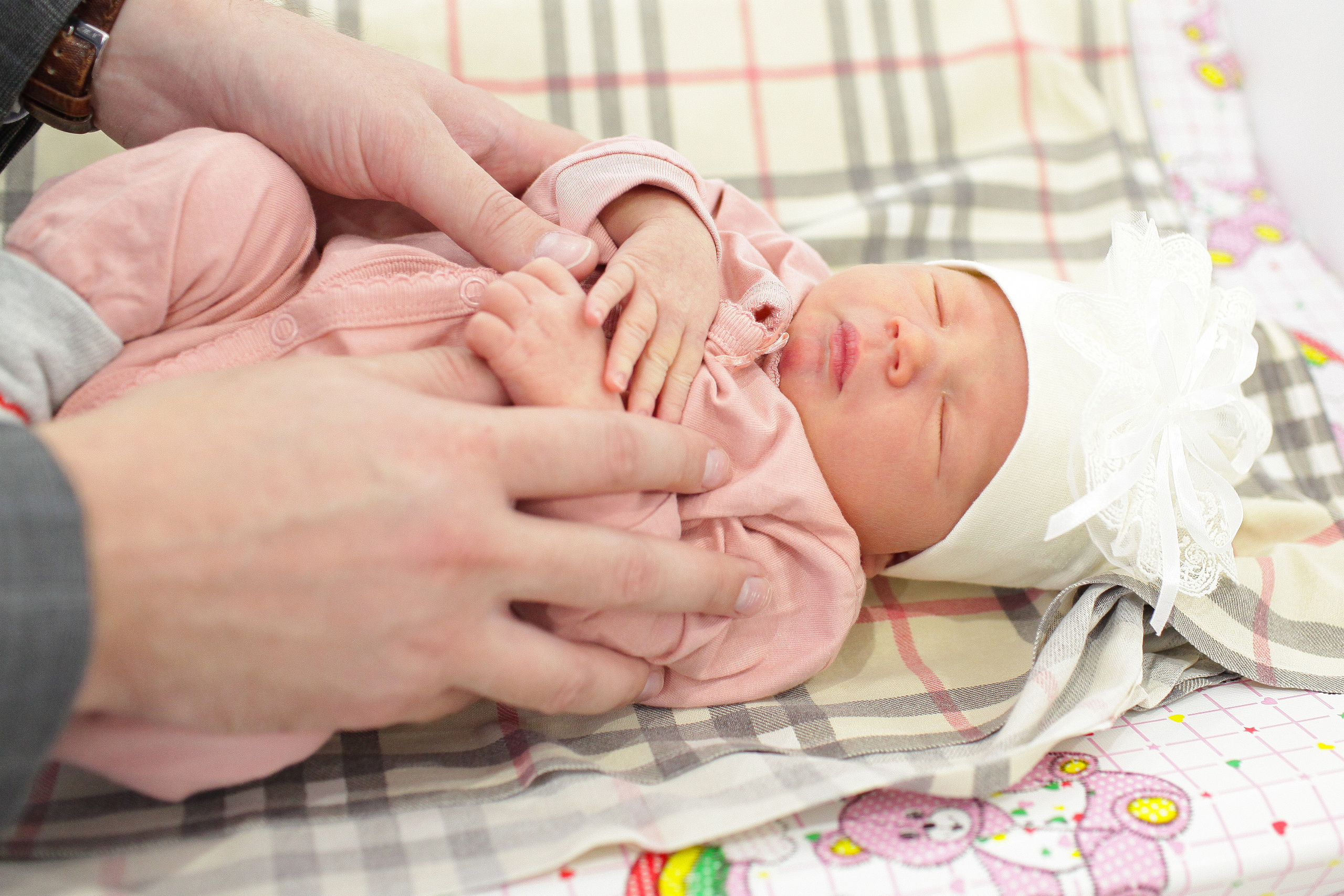 Выписка малышки Даниэллы. Семейный и Детский фотограф в Санкт-Петербурге Ирина Снежко