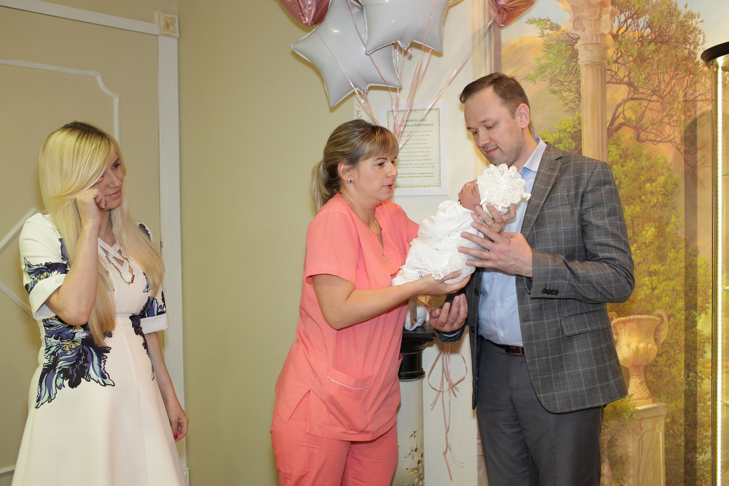 Выписка малышки Даниэллы. Семейный и Детский фотограф в Санкт-Петербурге Ирина Снежко