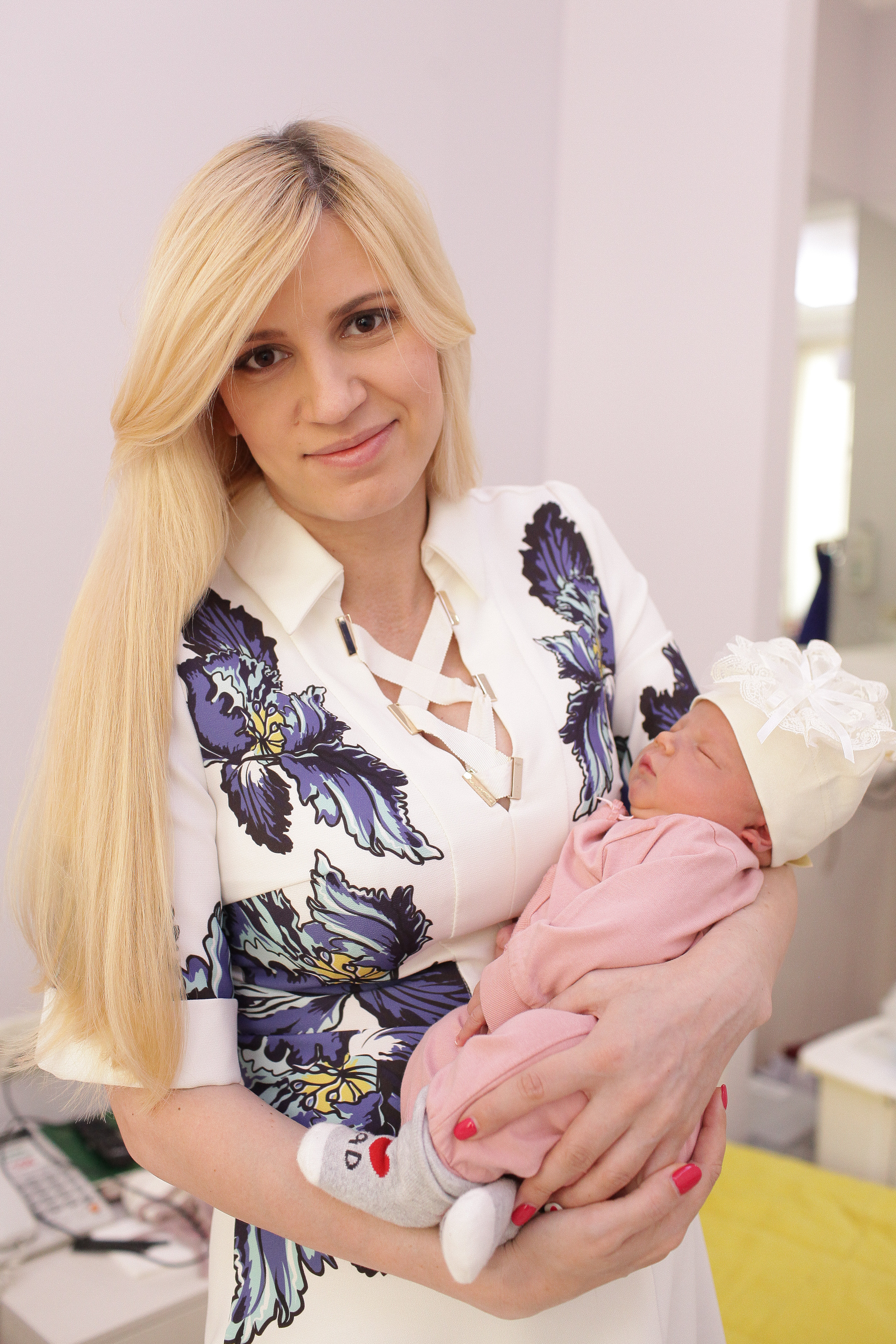 Выписка малышки Даниэллы. Семейный и Детский фотограф в Санкт-Петербурге Ирина Снежко