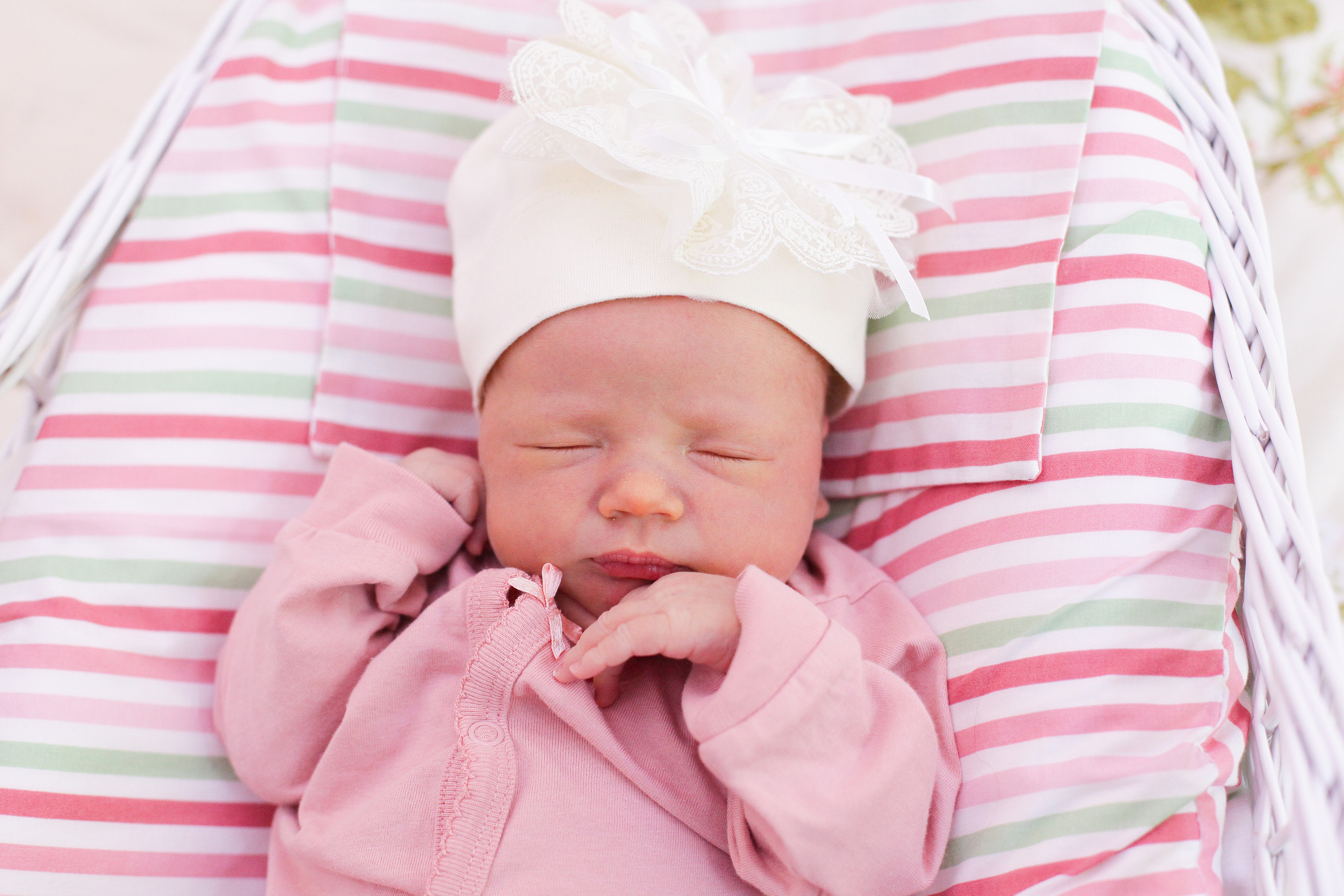 Выписка малышки Даниэллы. Семейный и Детский фотограф в Санкт-Петербурге Ирина Снежко