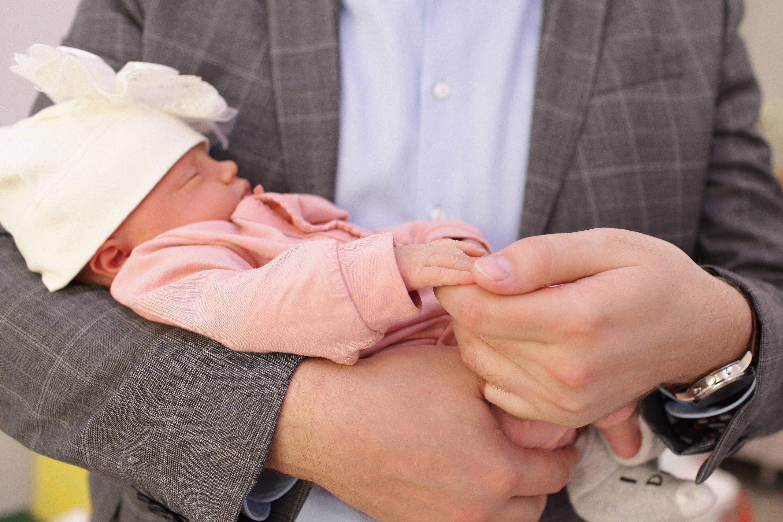 Выписка малышки Даниэллы. Семейный и Детский фотограф в Санкт-Петербурге Ирина Снежко
