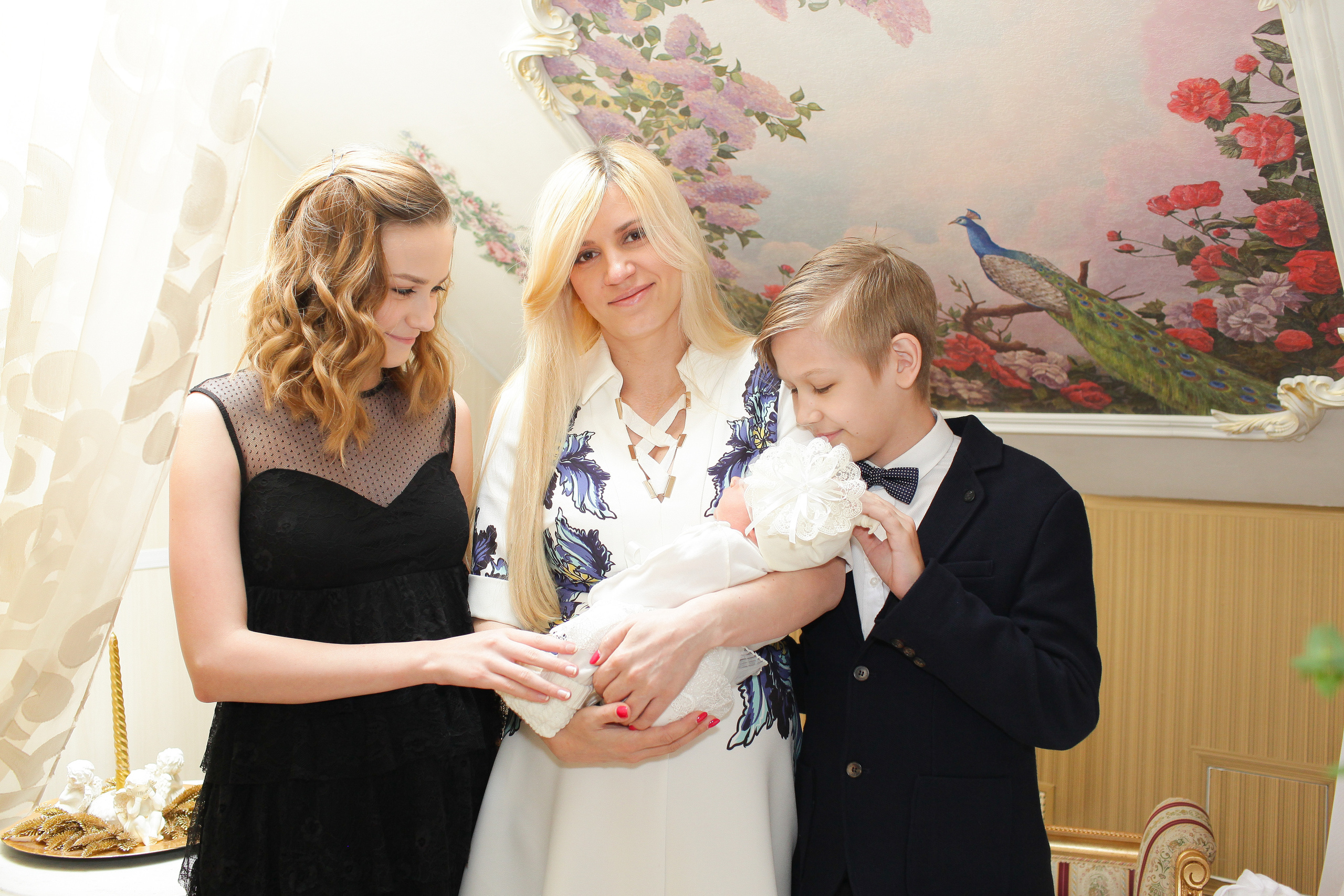 Выписка малышки Даниэллы. Семейный и Детский фотограф в Санкт-Петербурге Ирина Снежко