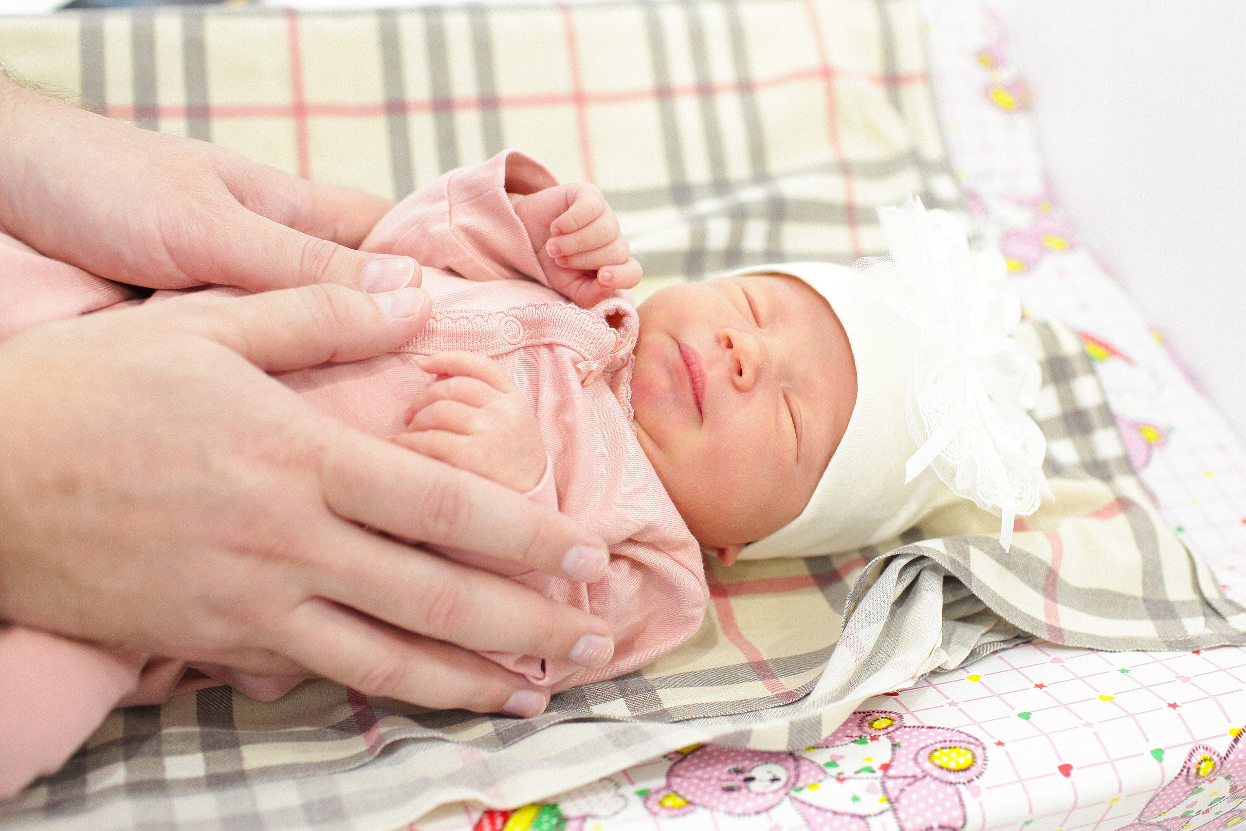 Выписка малышки Даниэллы. Семейный и Детский фотограф в Санкт-Петербурге Ирина Снежко