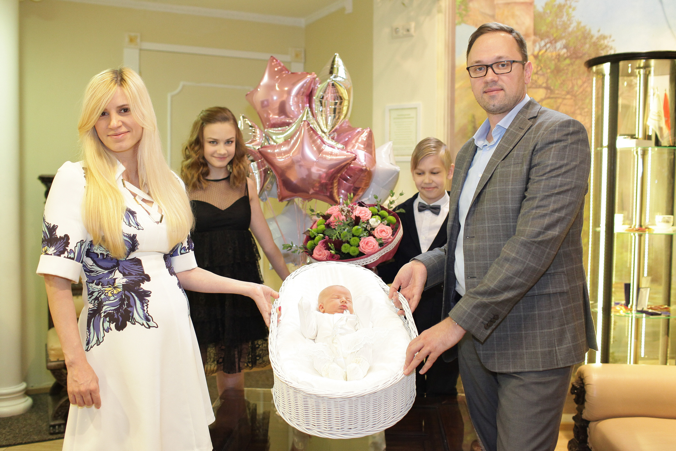 Выписка малышки Даниэллы. Семейный и Детский фотограф в Санкт-Петербурге Ирина Снежко