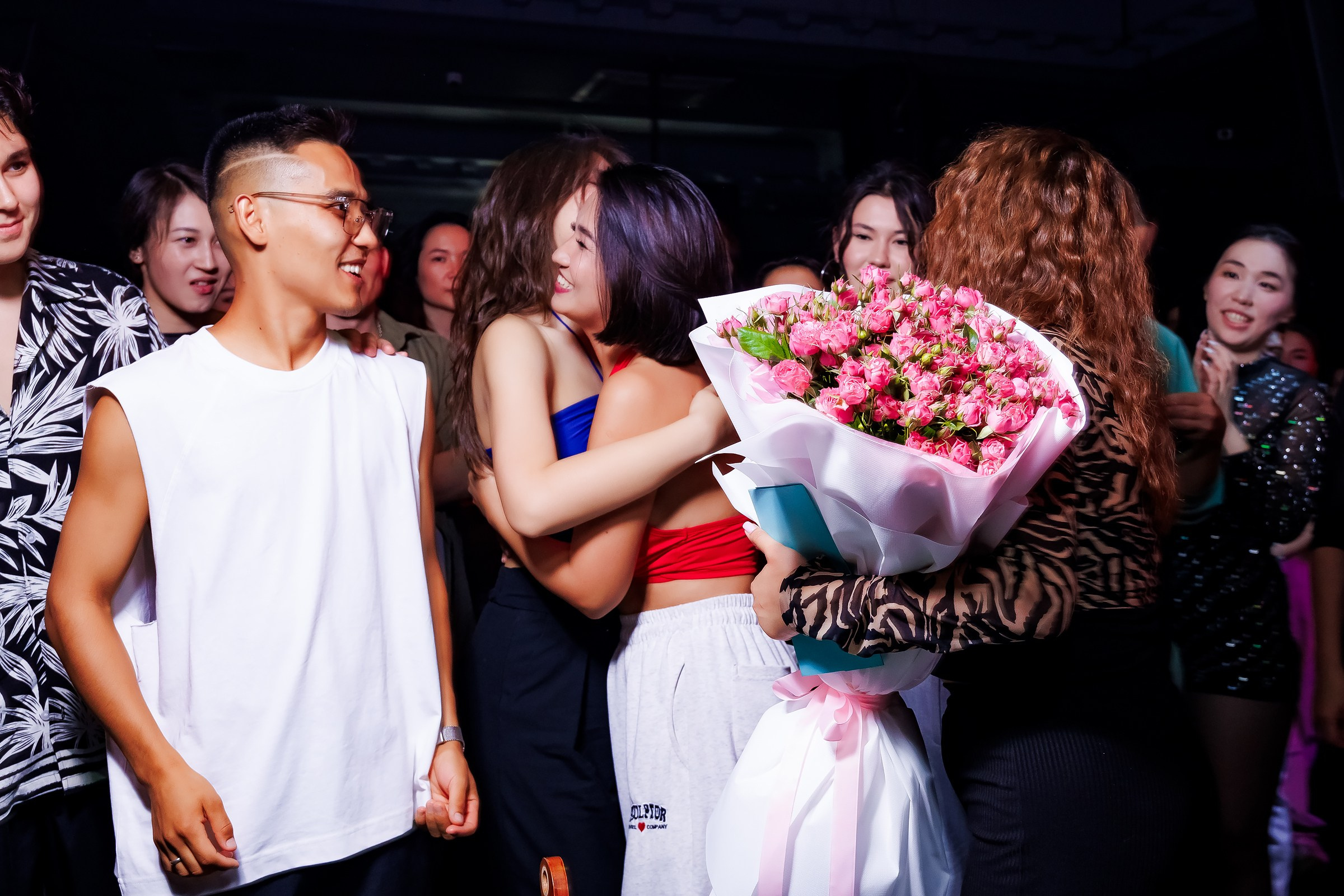 Bachata Party by Hola Dance. Репортажный фотограф в Алматы Каюпов Сержан