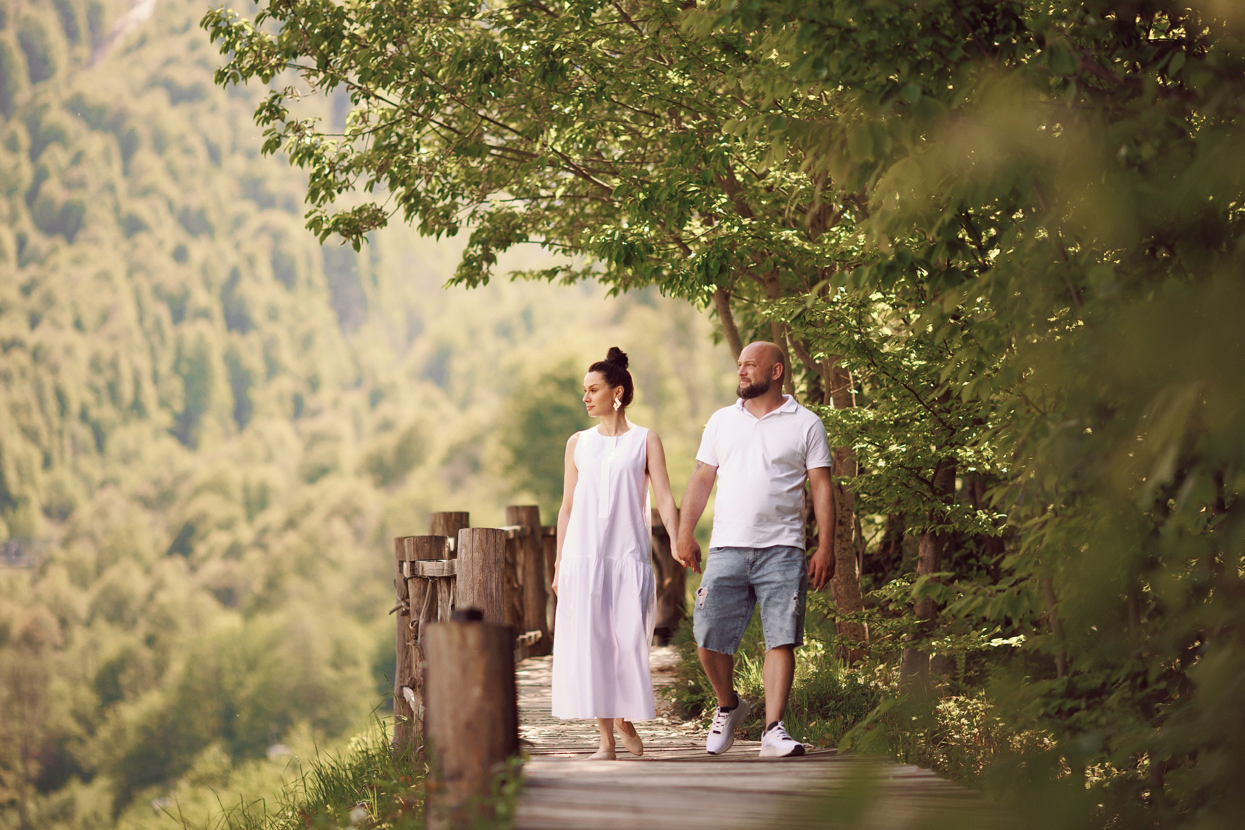 Семейная фотосессия в горах на Красной поляне. Свадебный и семейный фотограф в Сочи Денис Вялов