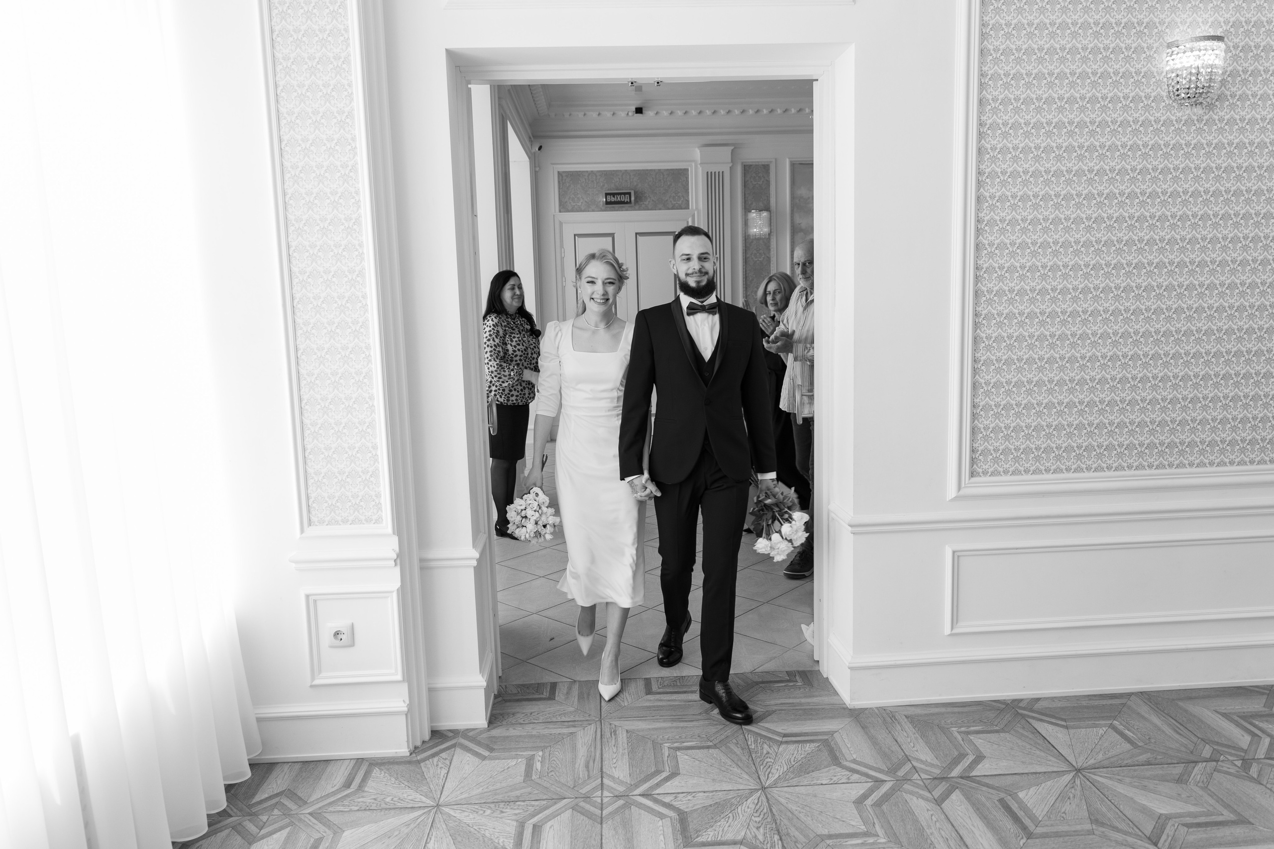 ЗАГС и прогулка лов стори. Свадебный фотограф Калининград