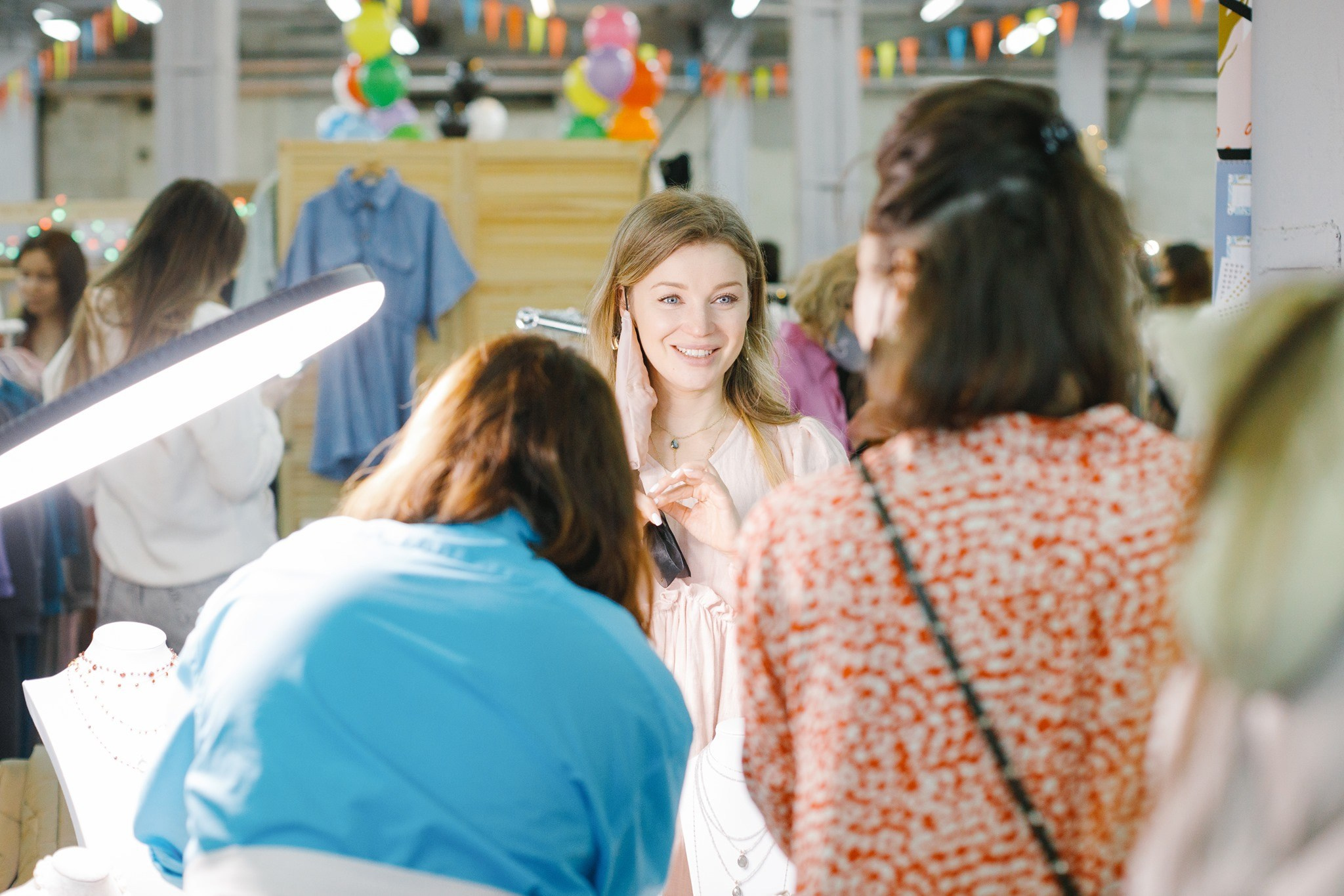 10–11 апреля 2021 на Трёхгорной мануфактуре / фото Иван Гущин. Фотоотчеты «Ламбада-маркета»