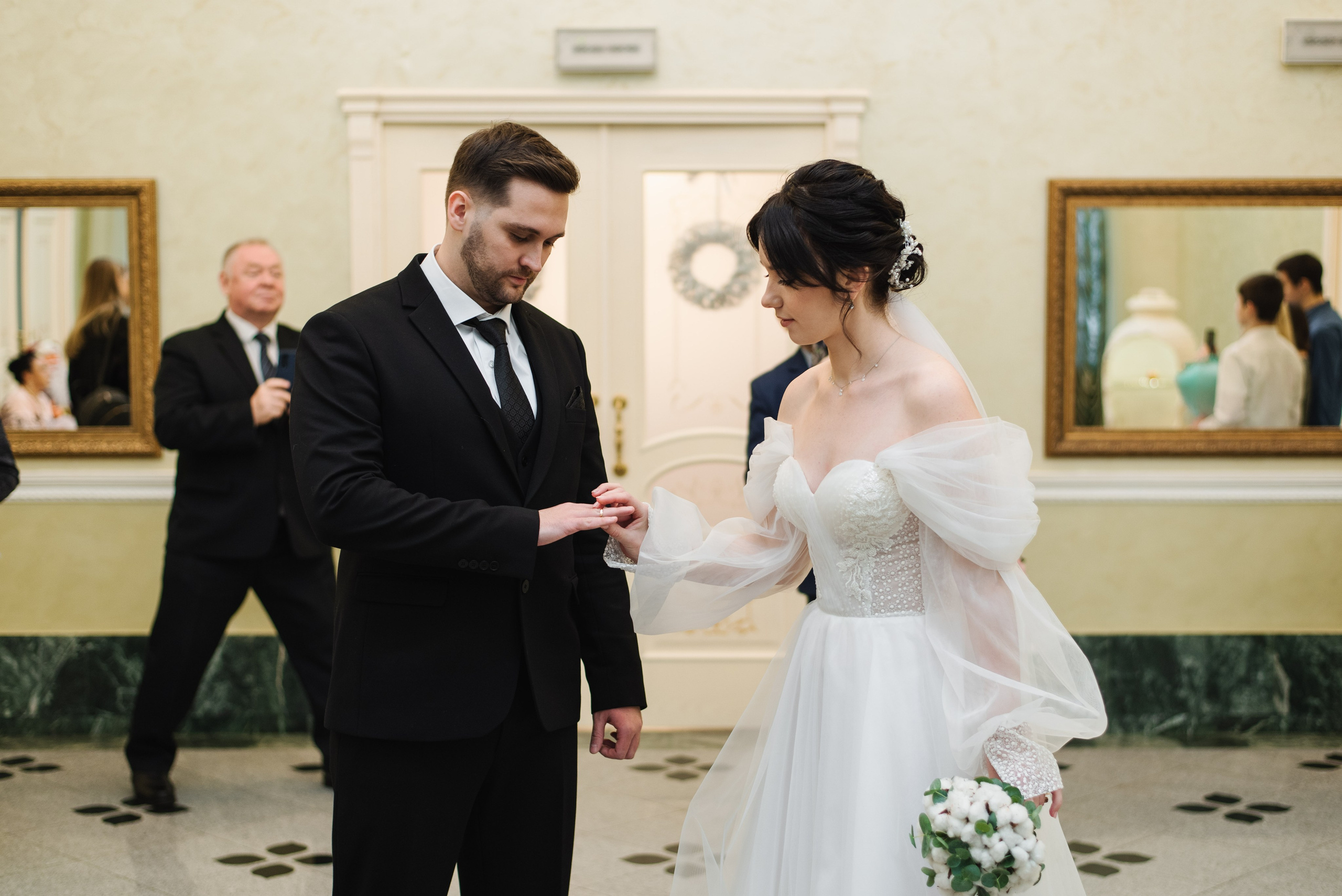 Надежда и Антон 2023 г. Свадебный фотограф Анастасия Бударина