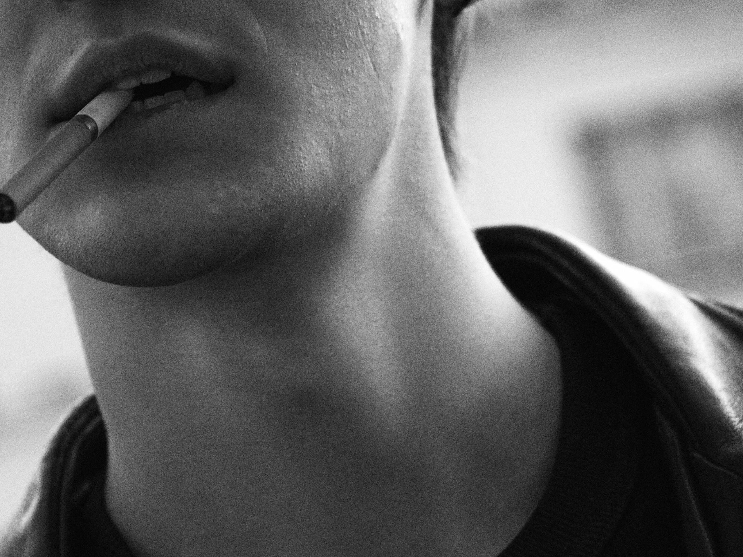 89233. Главная