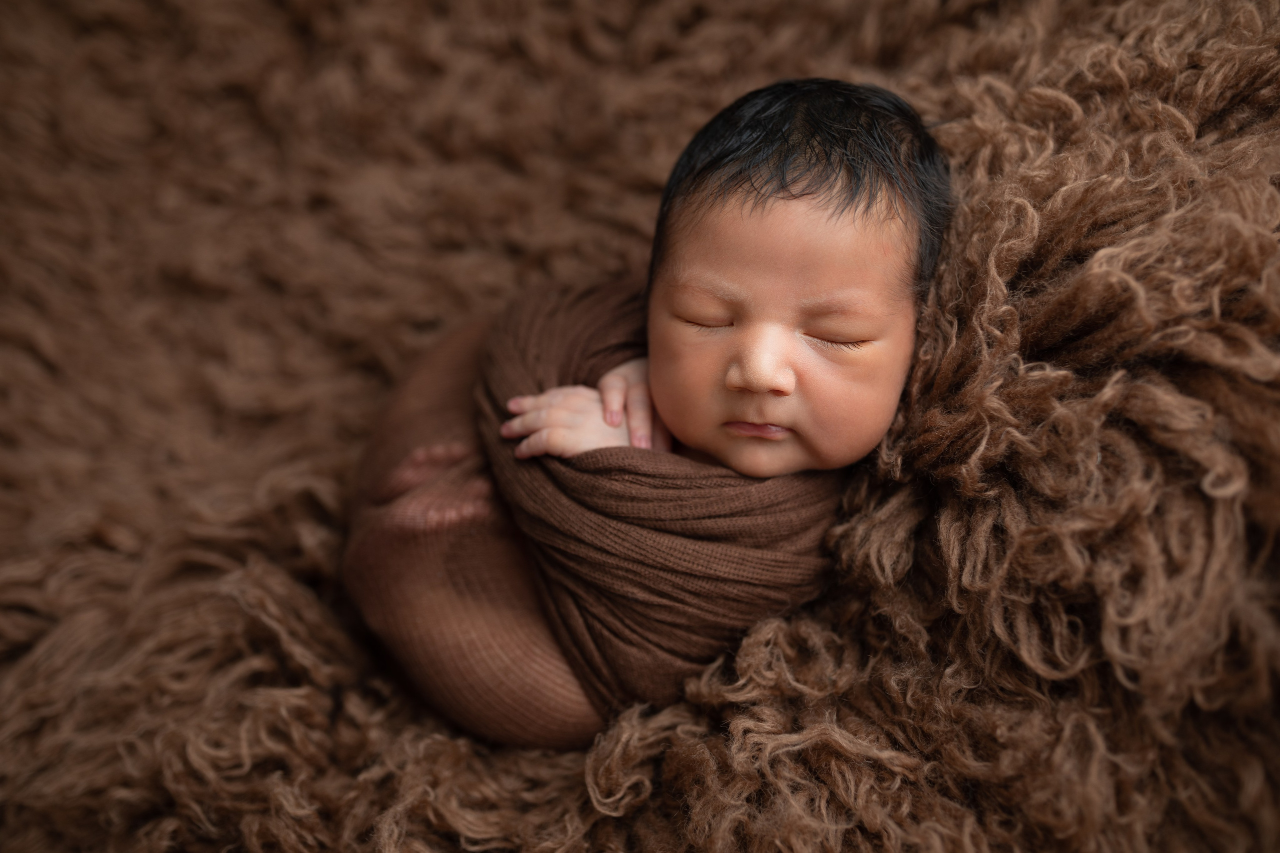 PH @anna_molodykh_newborn.almaty. Retoucher Aleksmokh