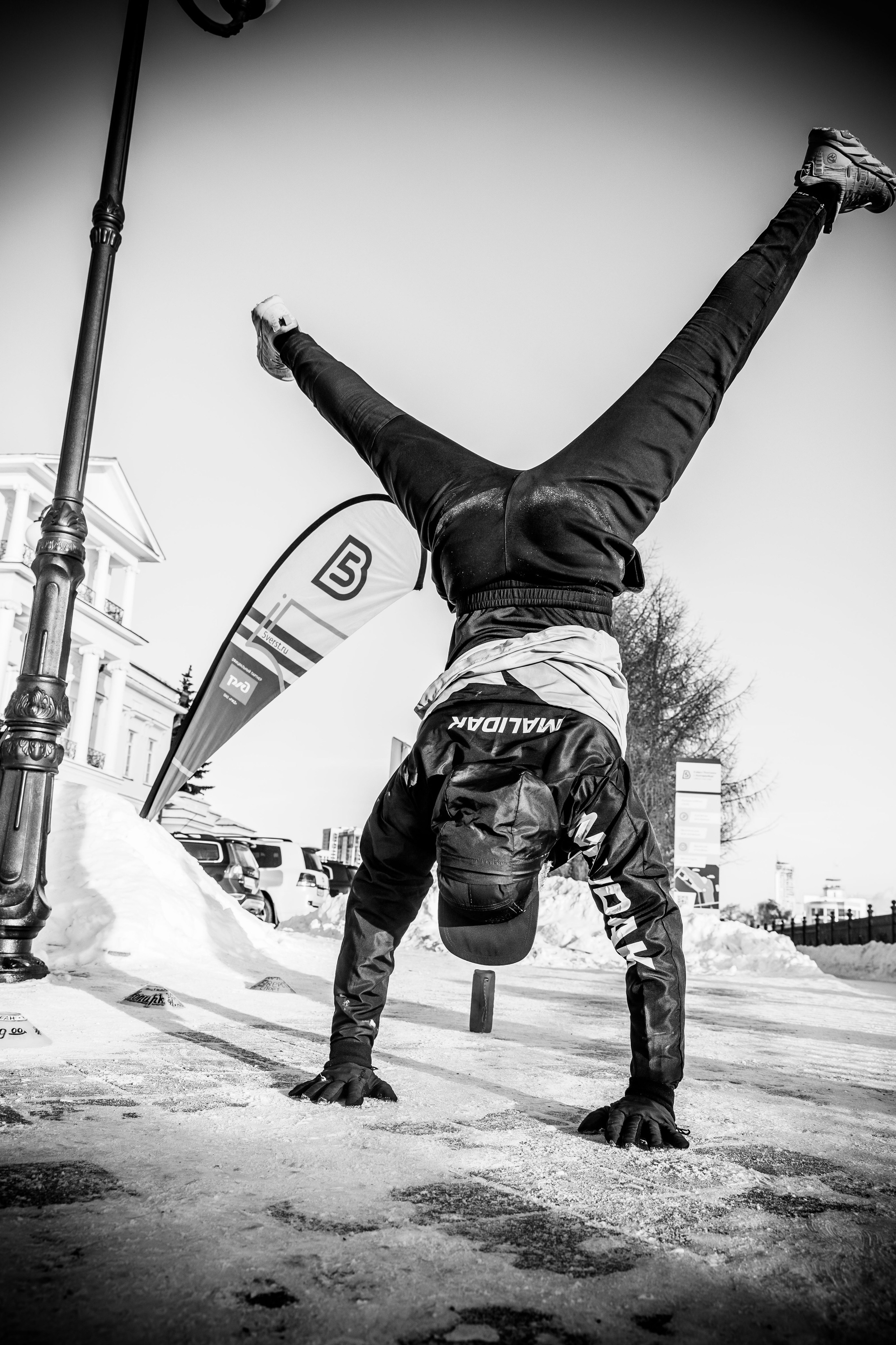 Слава где фотки?