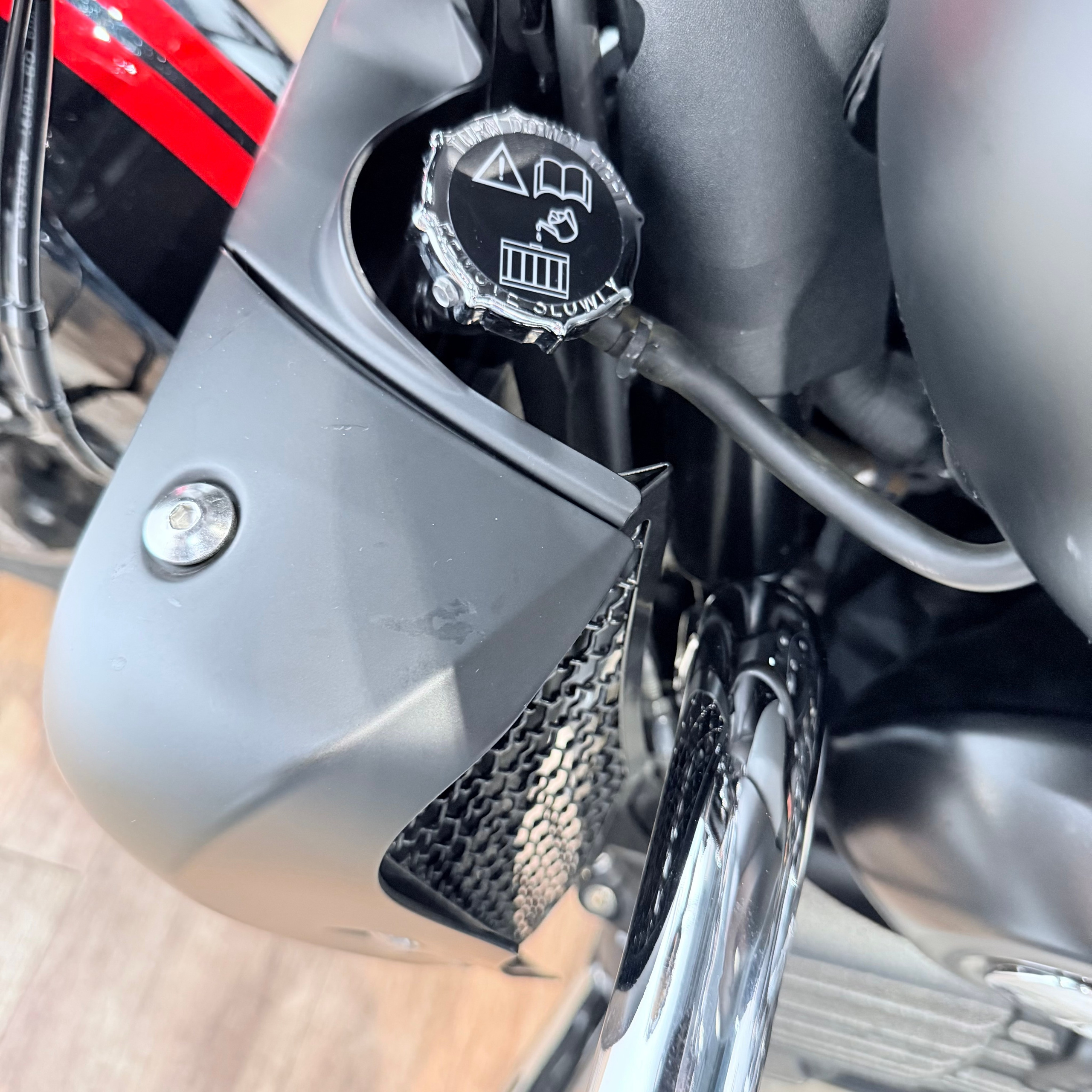Купить Triumph 2017 Rocket III Roadster — подробнее на сайте. Hello Davidson, Москва. Только хорошие мотоциклы…