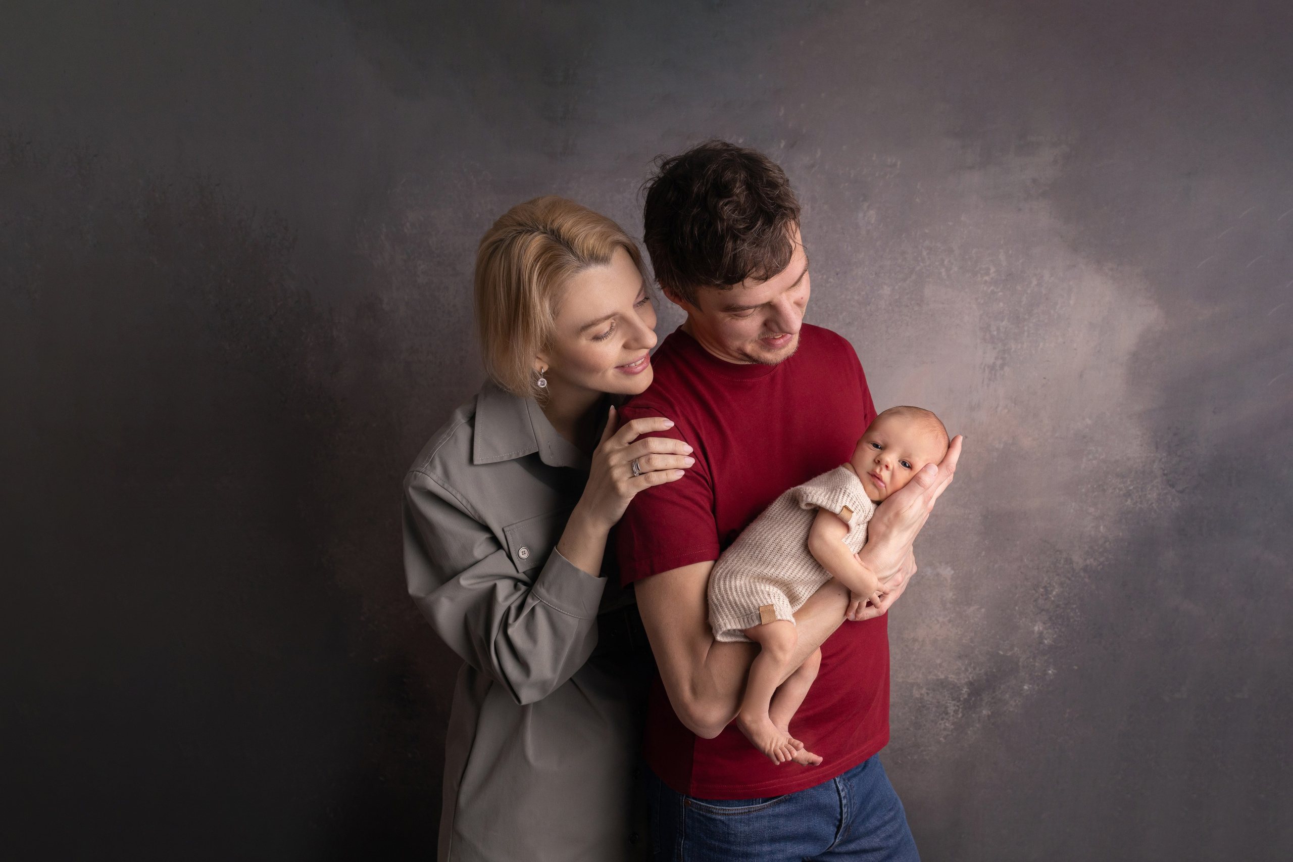 Семейные кадры от Elvira Kamaeva. Фотограф новорожденных малышей в Омске и Омской области Эльвира Камаева