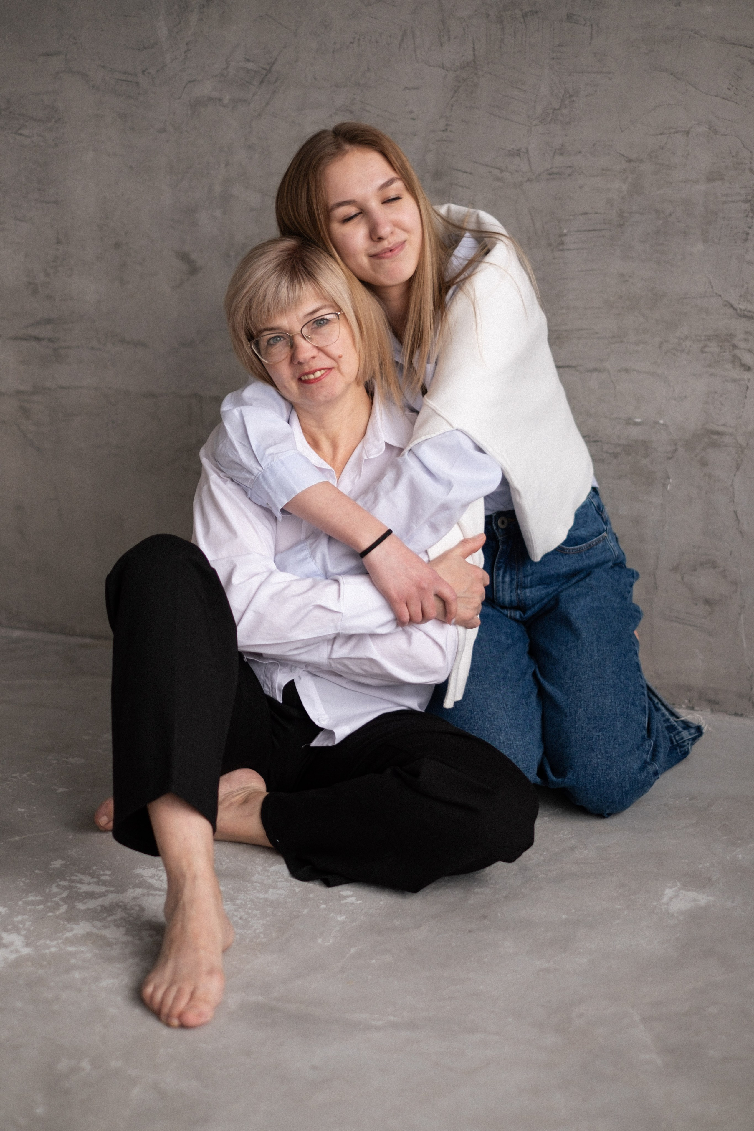 Наталья и Оля | мама и дочь в студии. Фотограф в Новосибирске Диана Ильиных