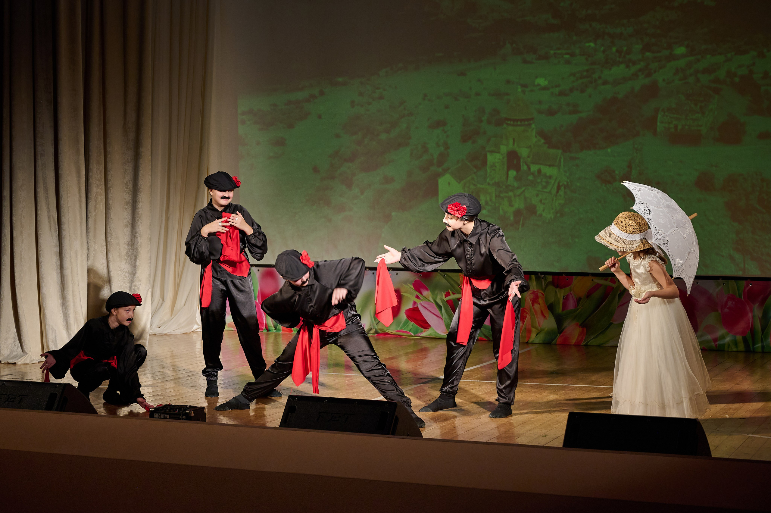 День матери ДК Кабардинка. Жизнь курорта Кабардинка в фотографиях