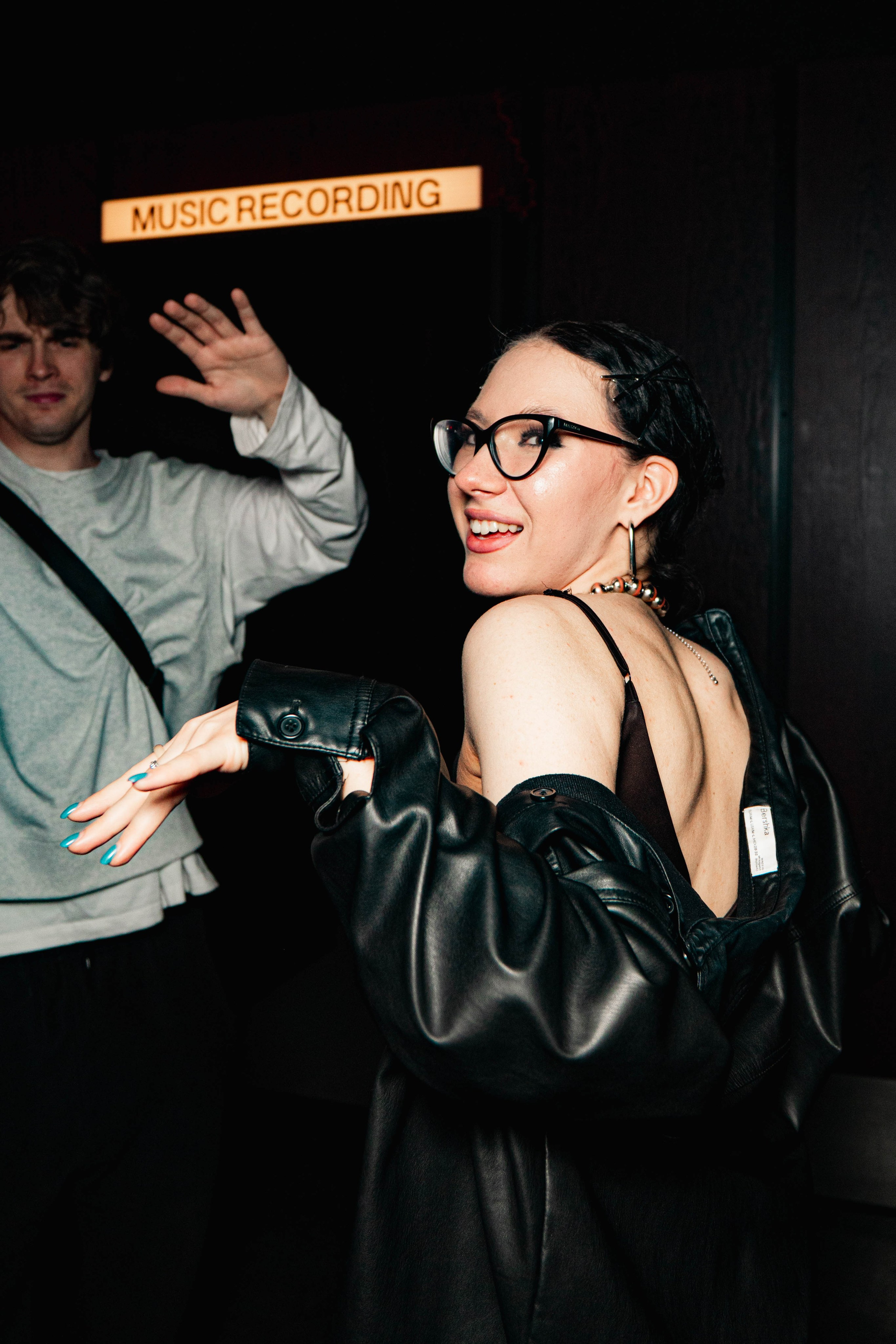 Бар ЮНИОН. Со стороны / репортажный фотограф в СПб