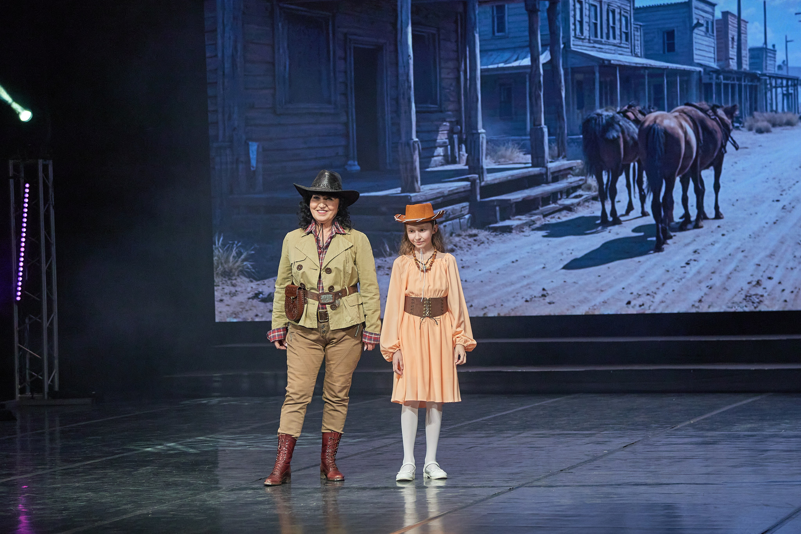 Главная бабушка Екатеринбурга 2025. Фотограф в Екатеринбурге Булат Хамитов