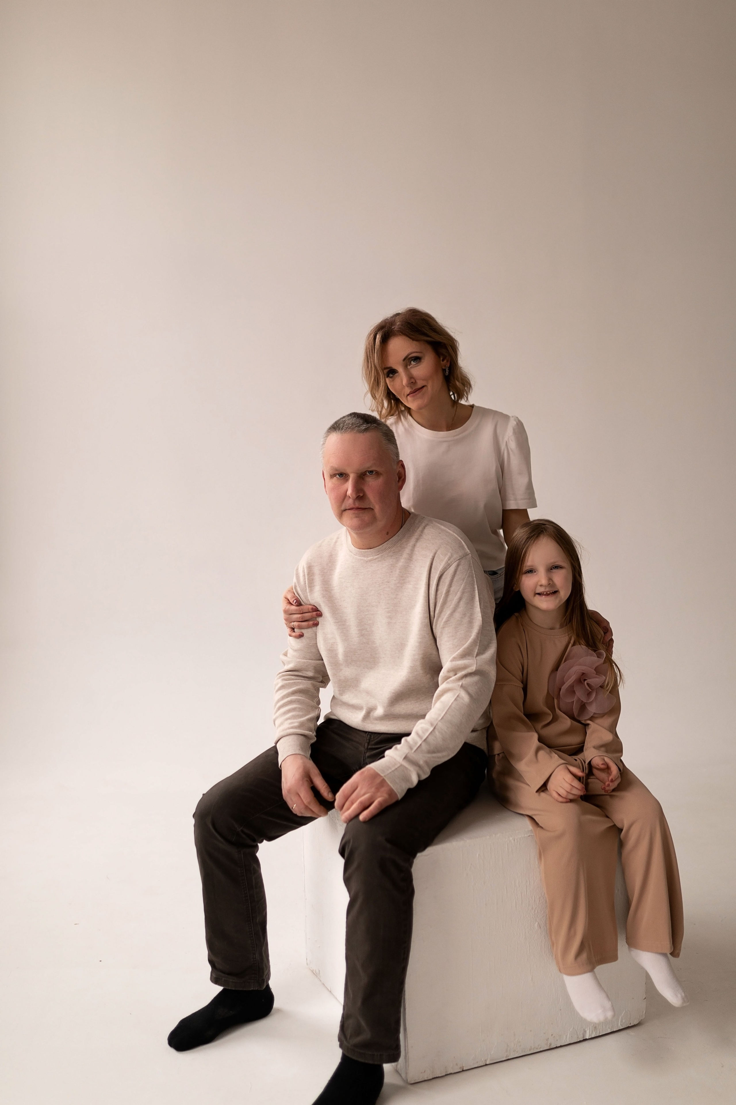 Сергей, Марина, Маша. Главная