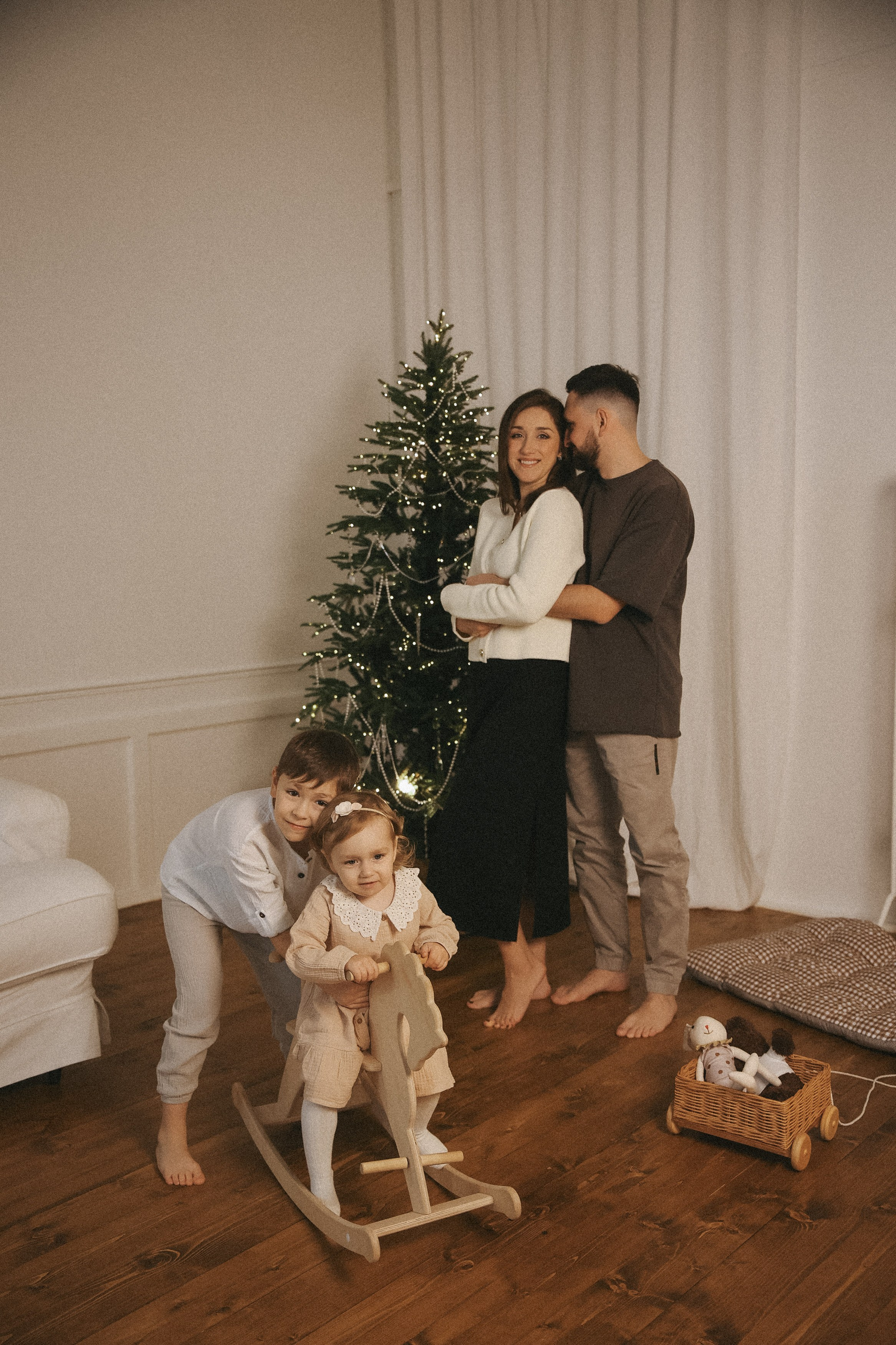 Новогодняя фотосессия во Владимире съемка на новый год фотосессия в студии. Фотограф Владимир Москва