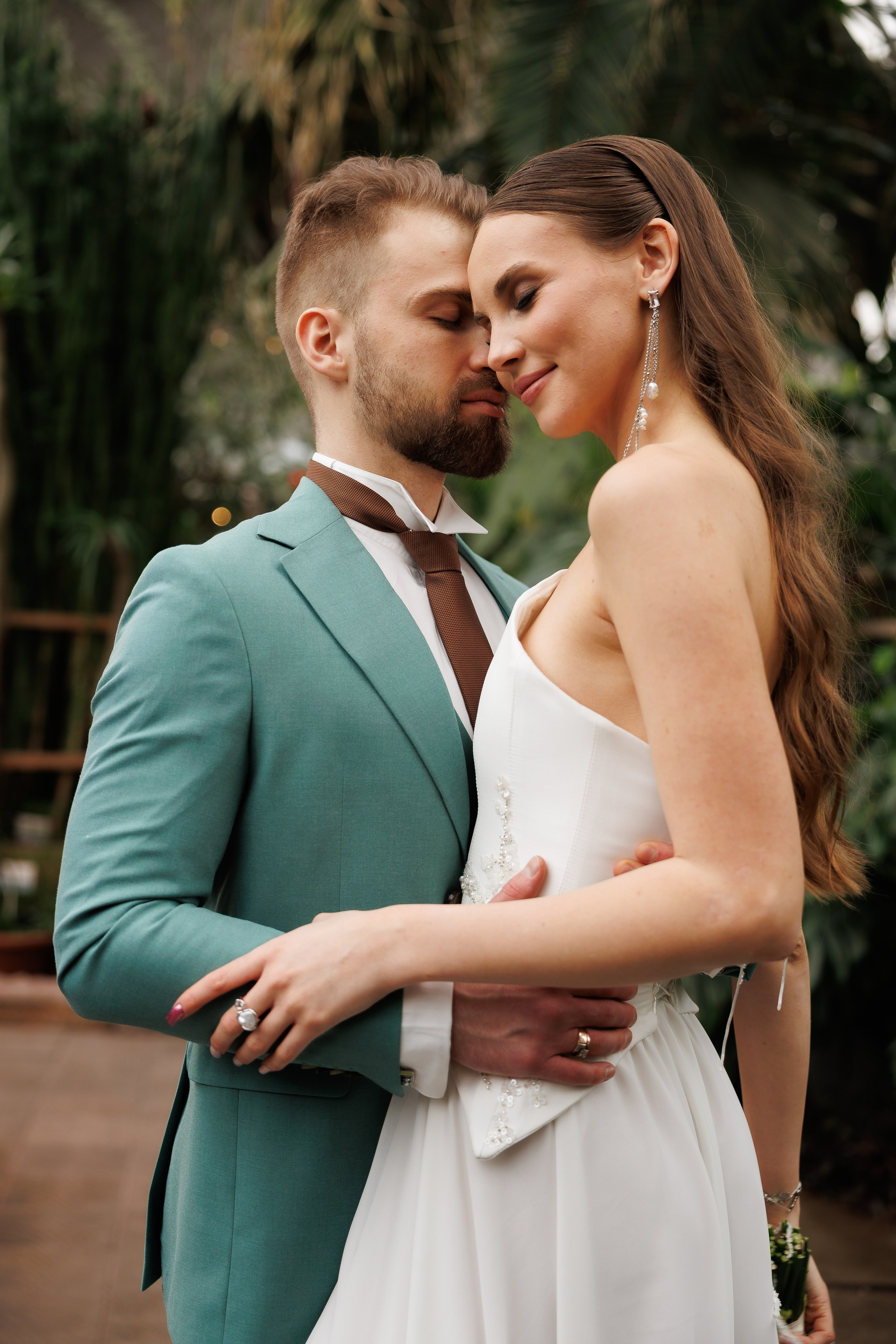 Свадебная прогулка в оранжерее. Питер. Свадебный и семейный фотограф в Москве Красинская Мария