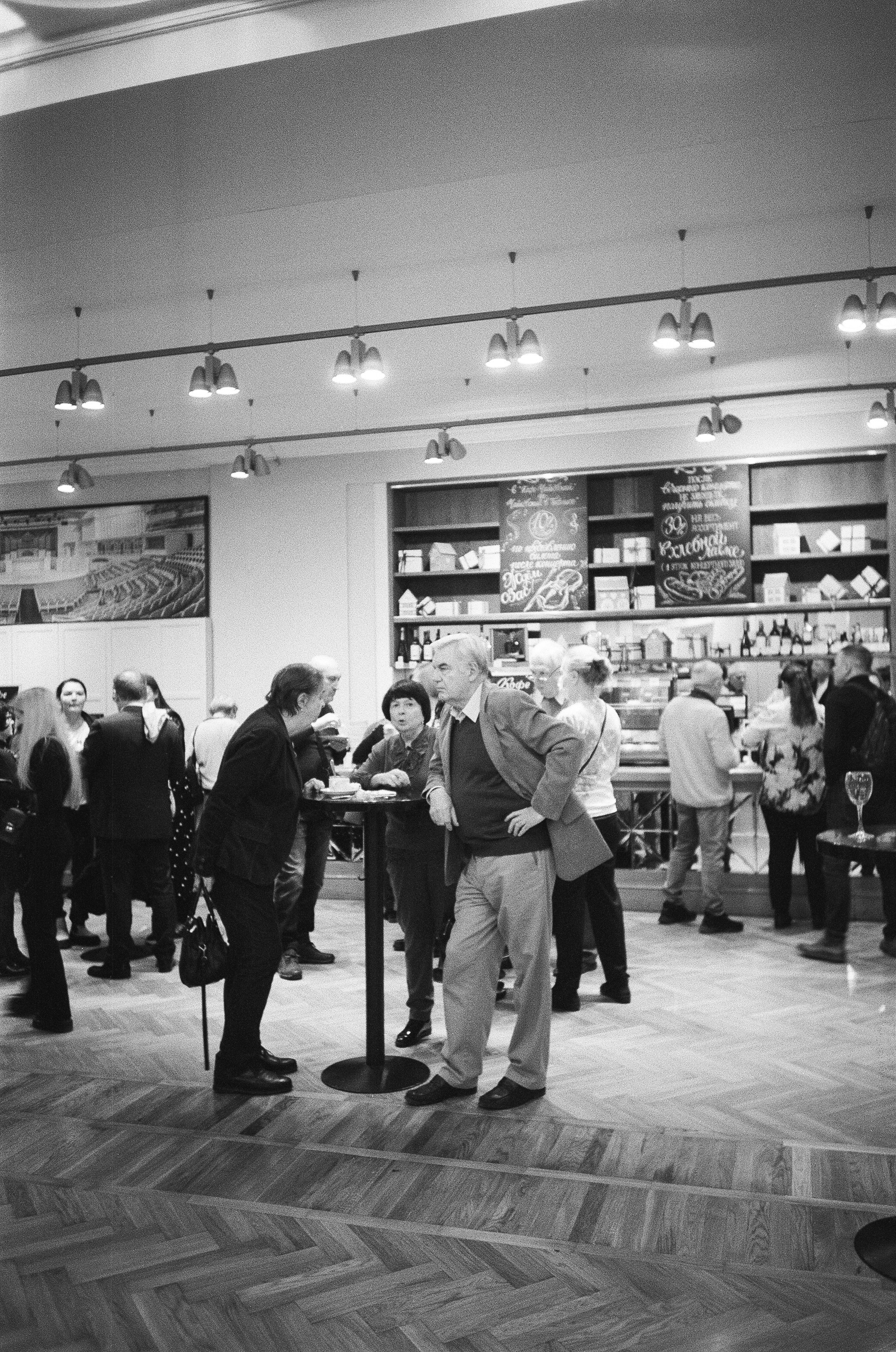 Культурный ноябрь: русский импрессионизм, ансамбль Моисеева и Рерих. Фотограф-документалист Мария Осокина