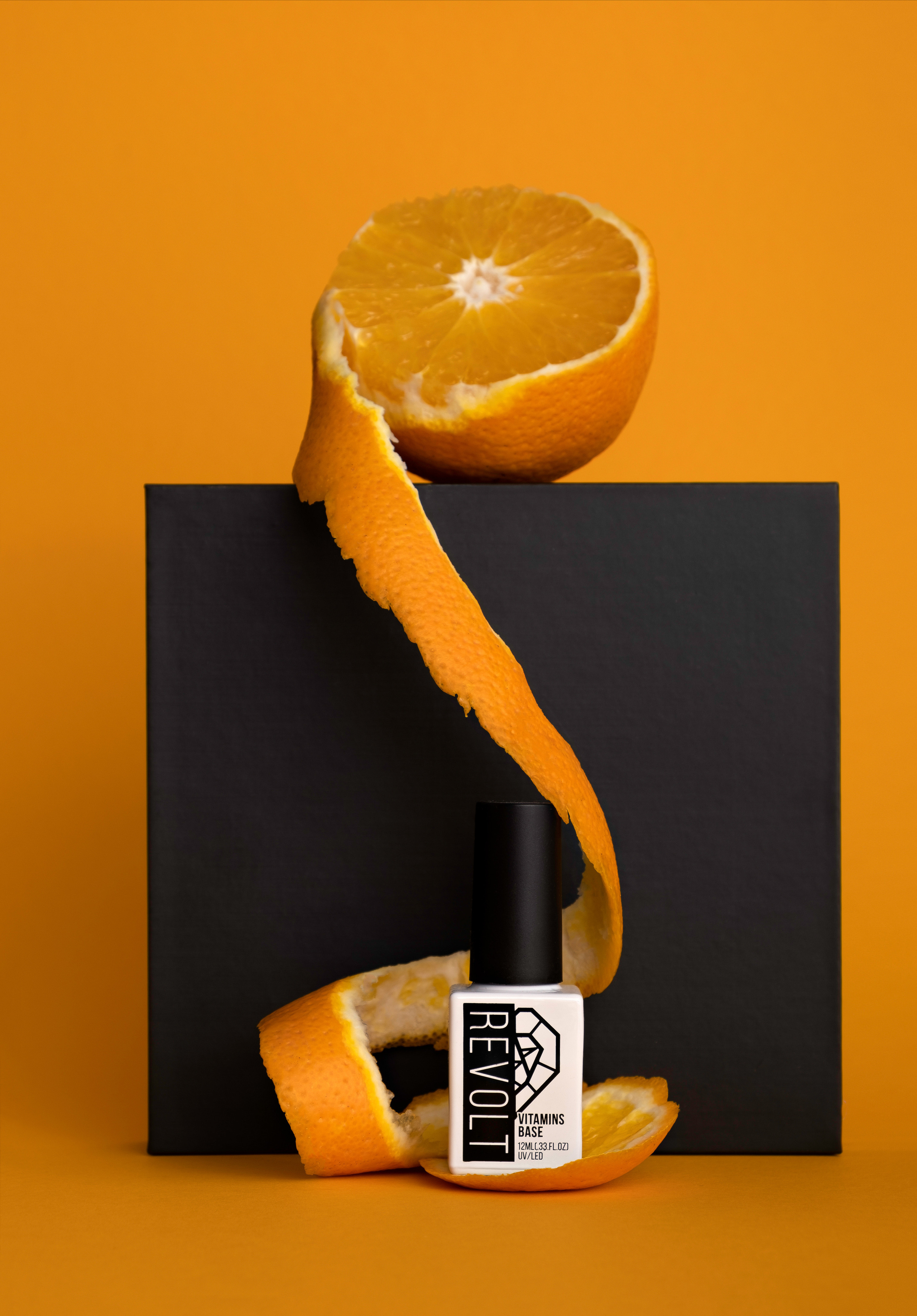 Revol — российский производитель гель-лаков. Юлия Падина предметный и фуд-фотограф, Омск