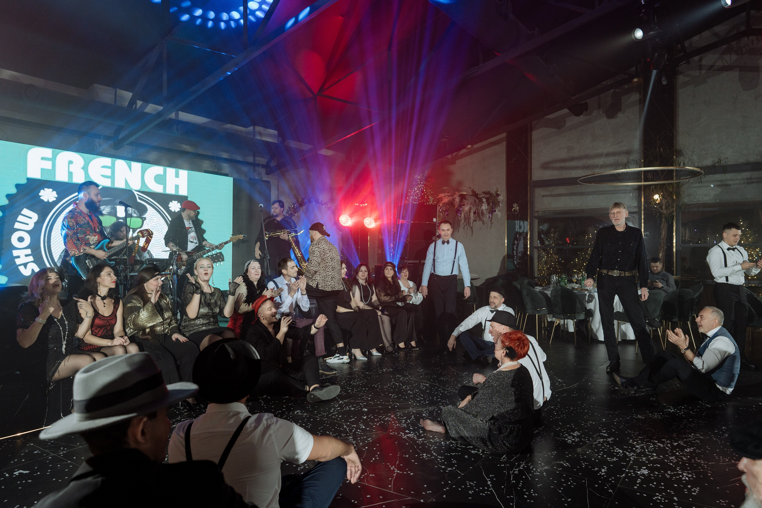 Альбион Тур