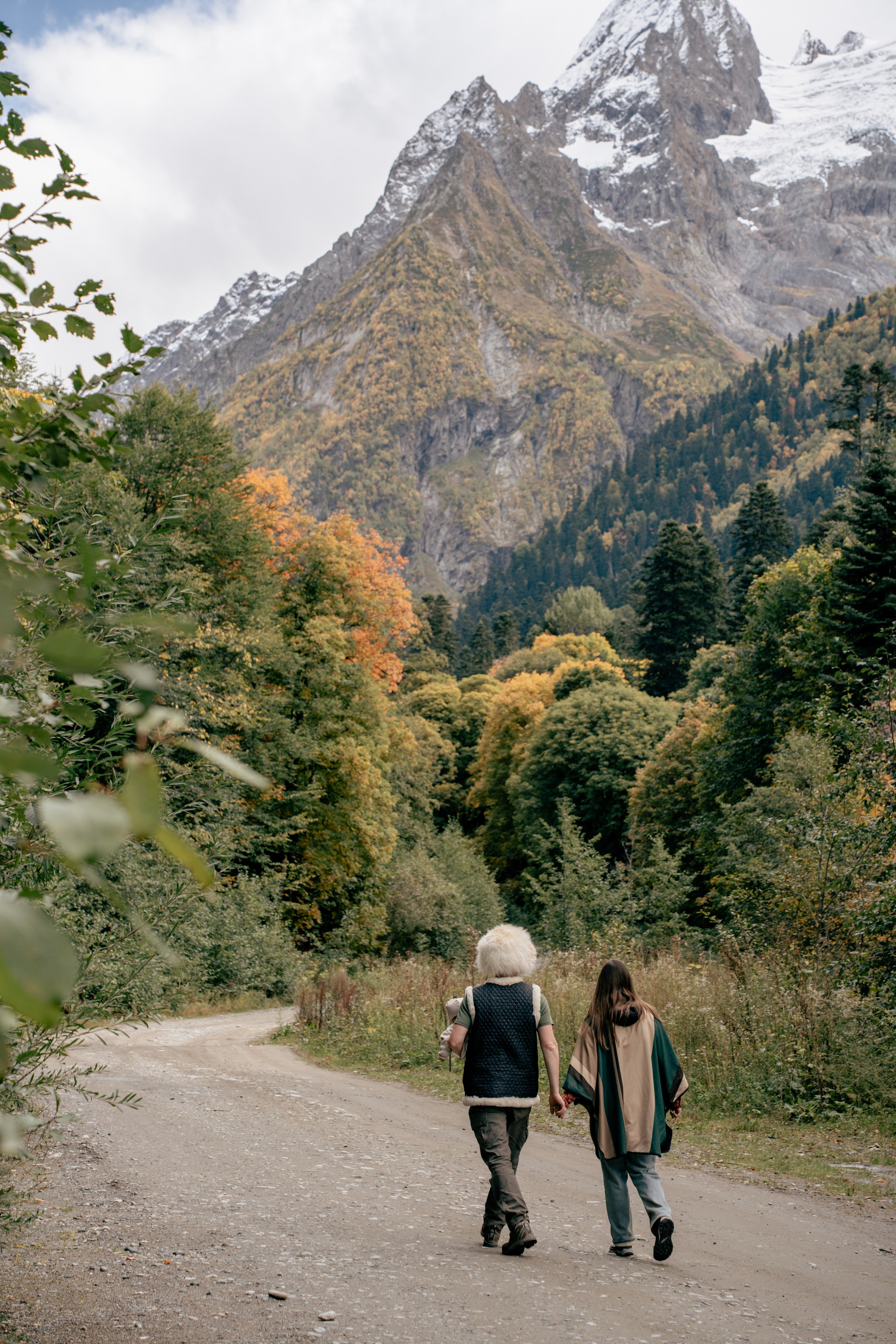 Семейная фотосессия в Домбае. Фотограф КМВ|ГОРЫ Пятигорск Железноводск Ессентуки Кисловодск Домбай Архыз Эльбрус