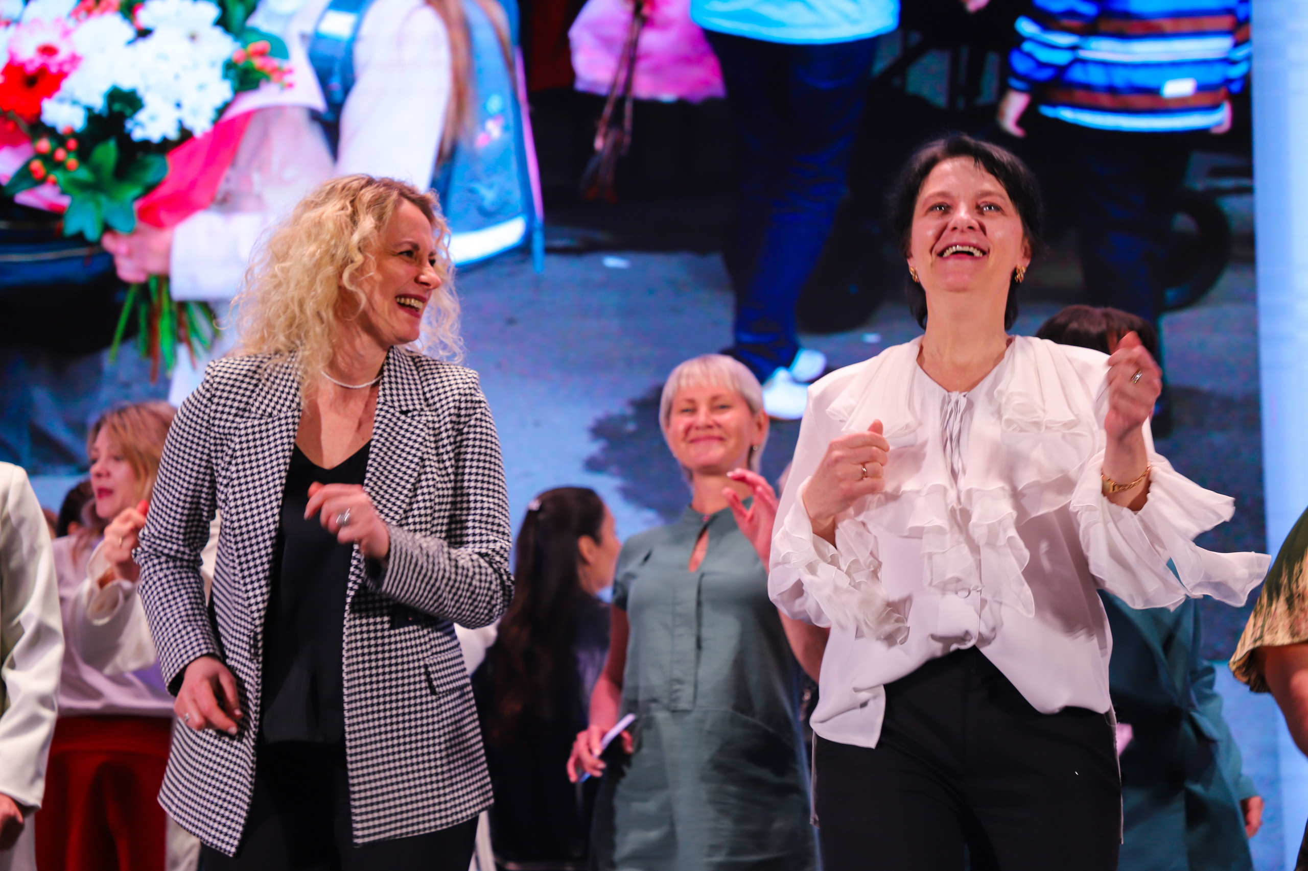 Последние звонки в школе. K-pop (и не только) фотограф в Москве Светлана Полякова