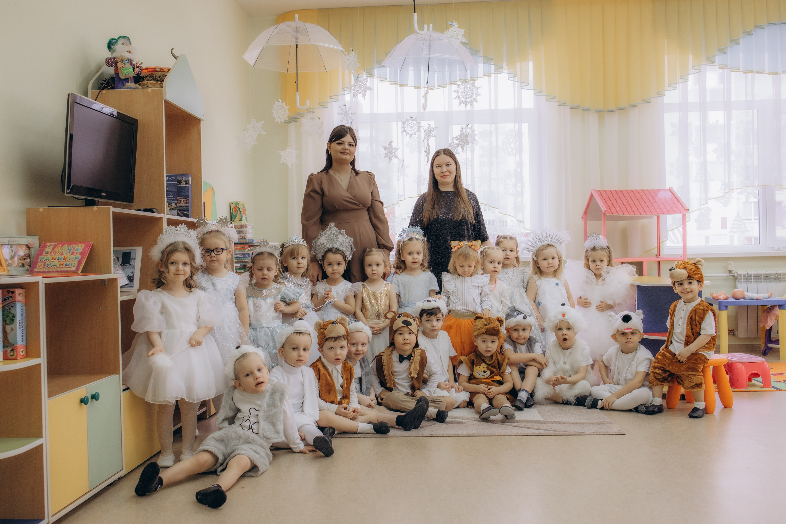 Детские сады и школы. Photograph Svetlana Volkova