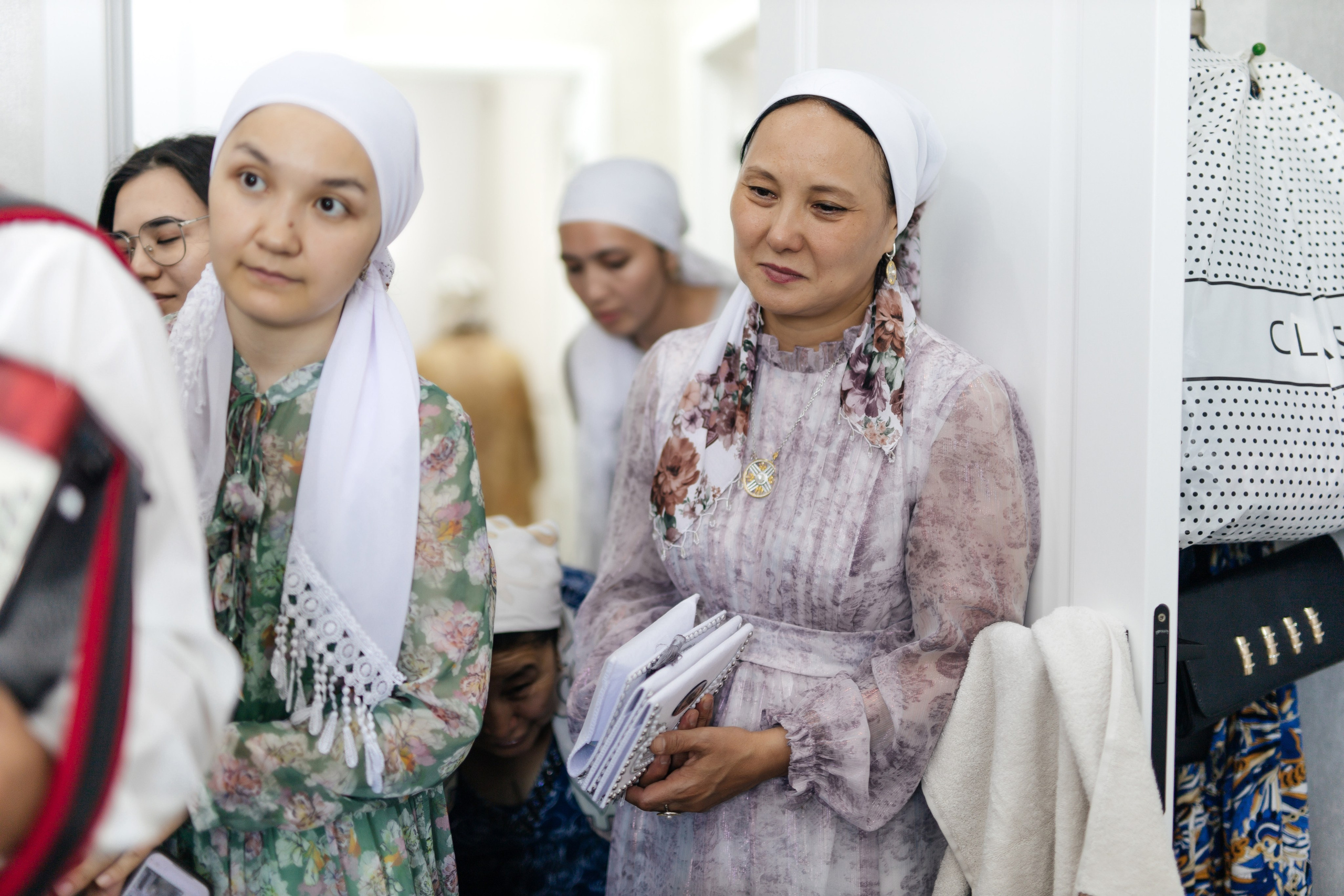 Moldir — syrğa salu. Wedding and Love story Photographer